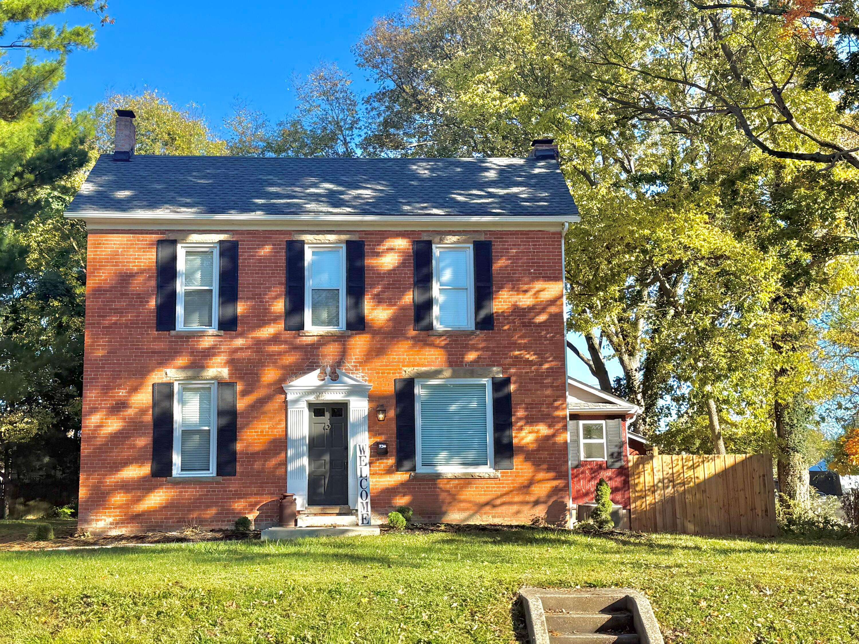734 W Franklin Street — photo