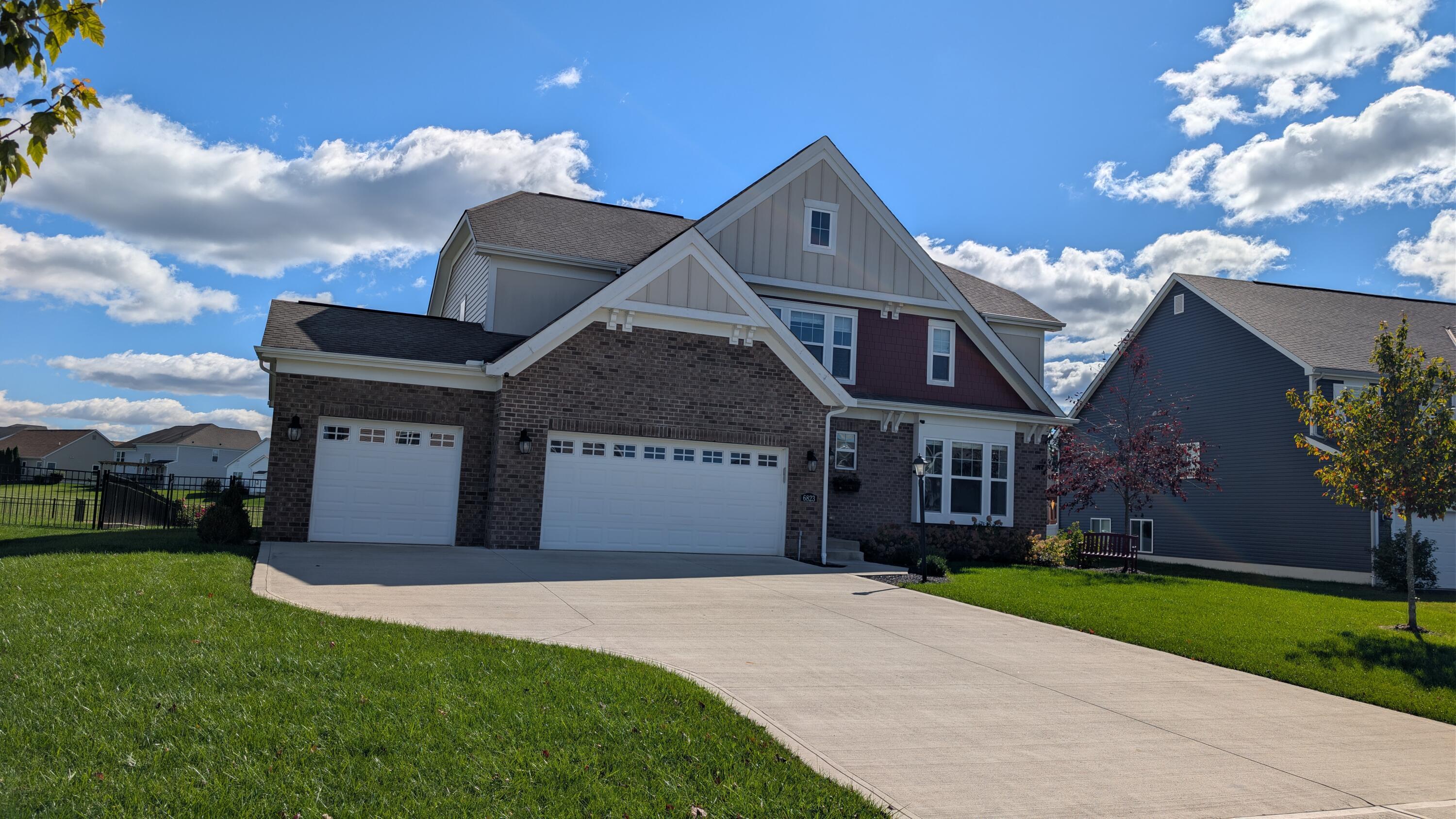 6823 Streamside Drive — photo