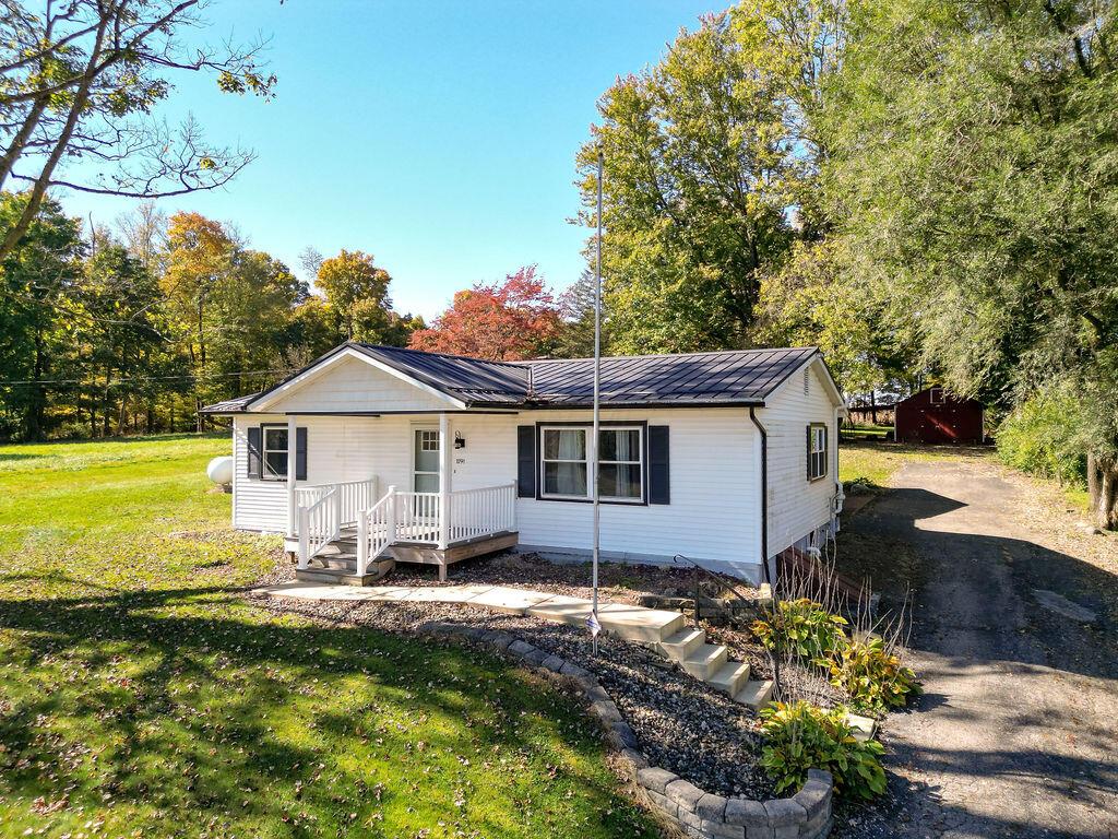 11191 Monroe Mills Road — photo