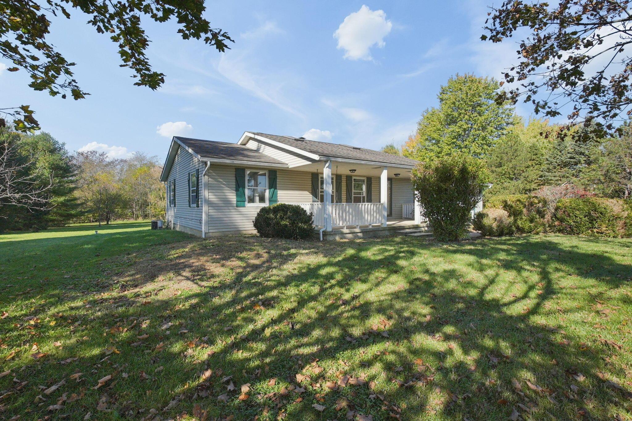 7909 Currier Road — photo