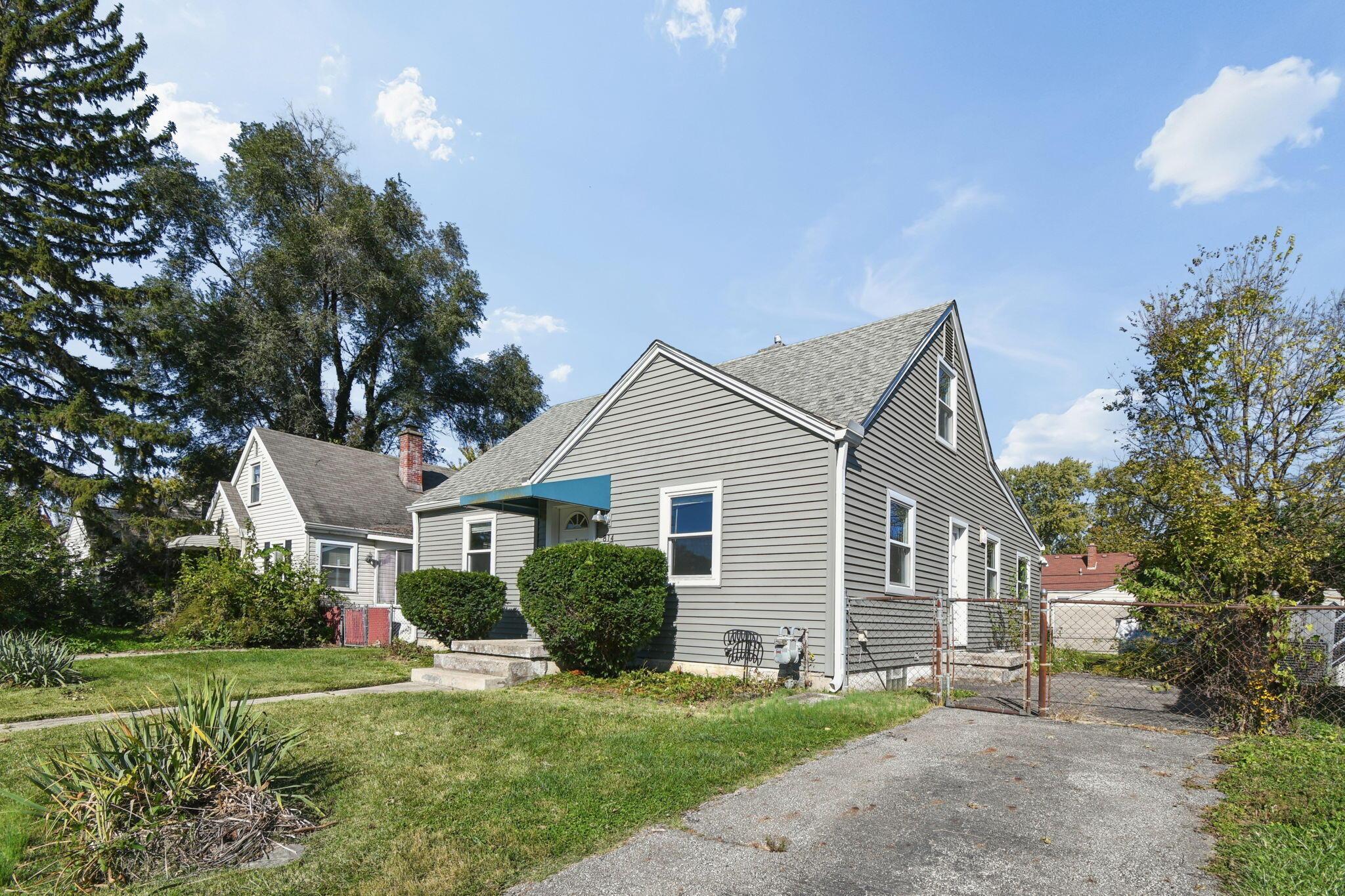 814 E Brighton Road — photo