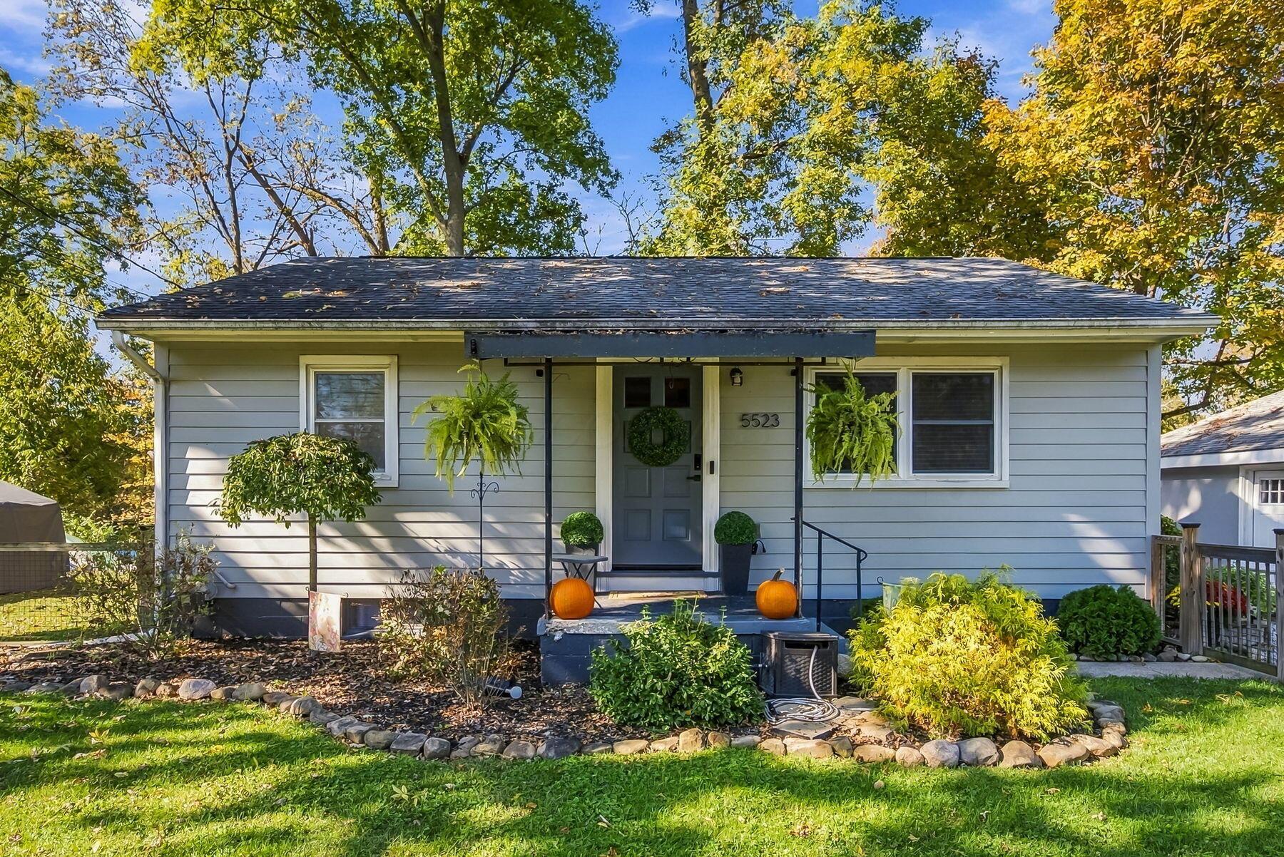 5523 Walnut View Boulevard — photo