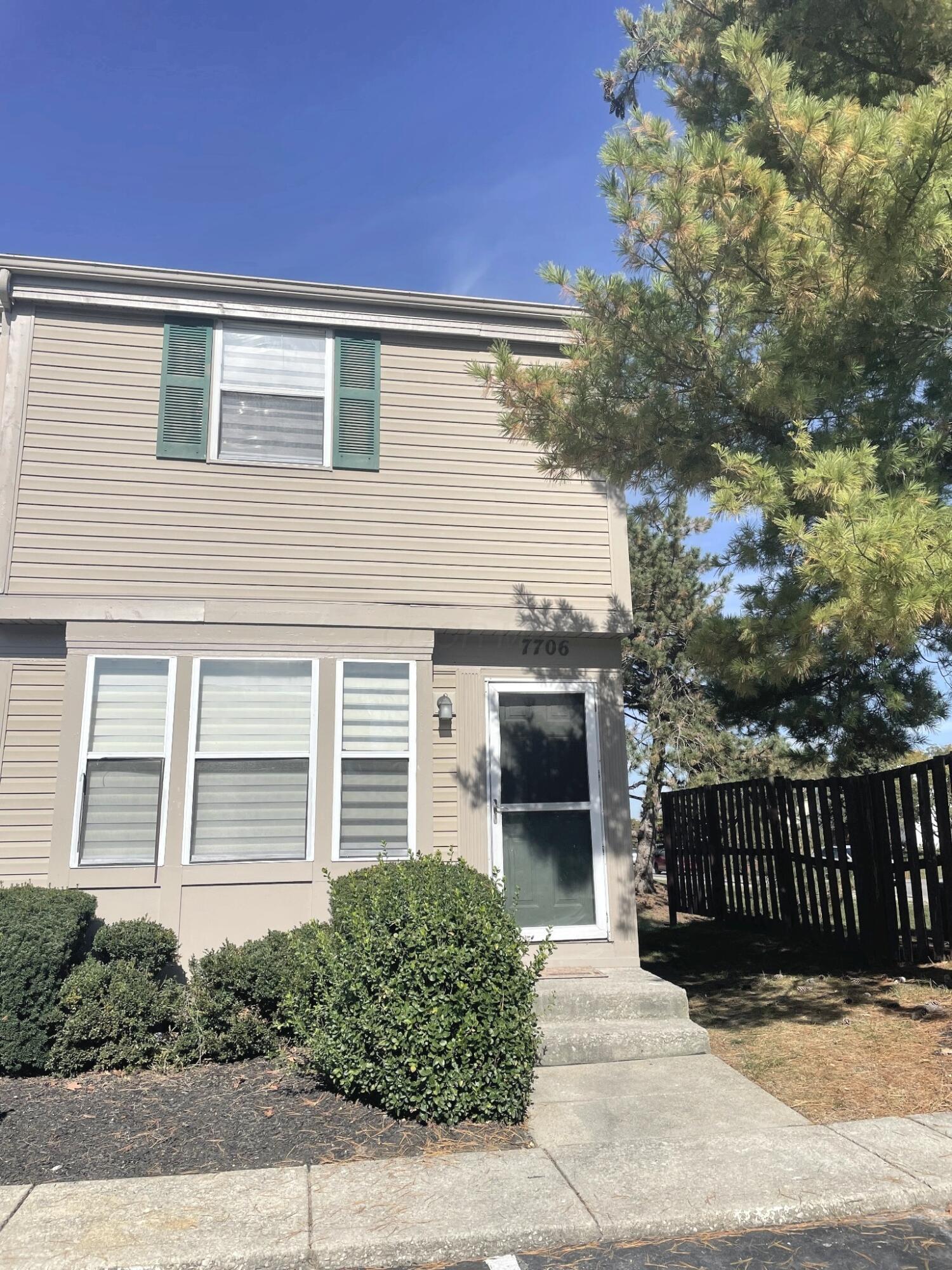 7706 Barkwood Drive, 3E — photo