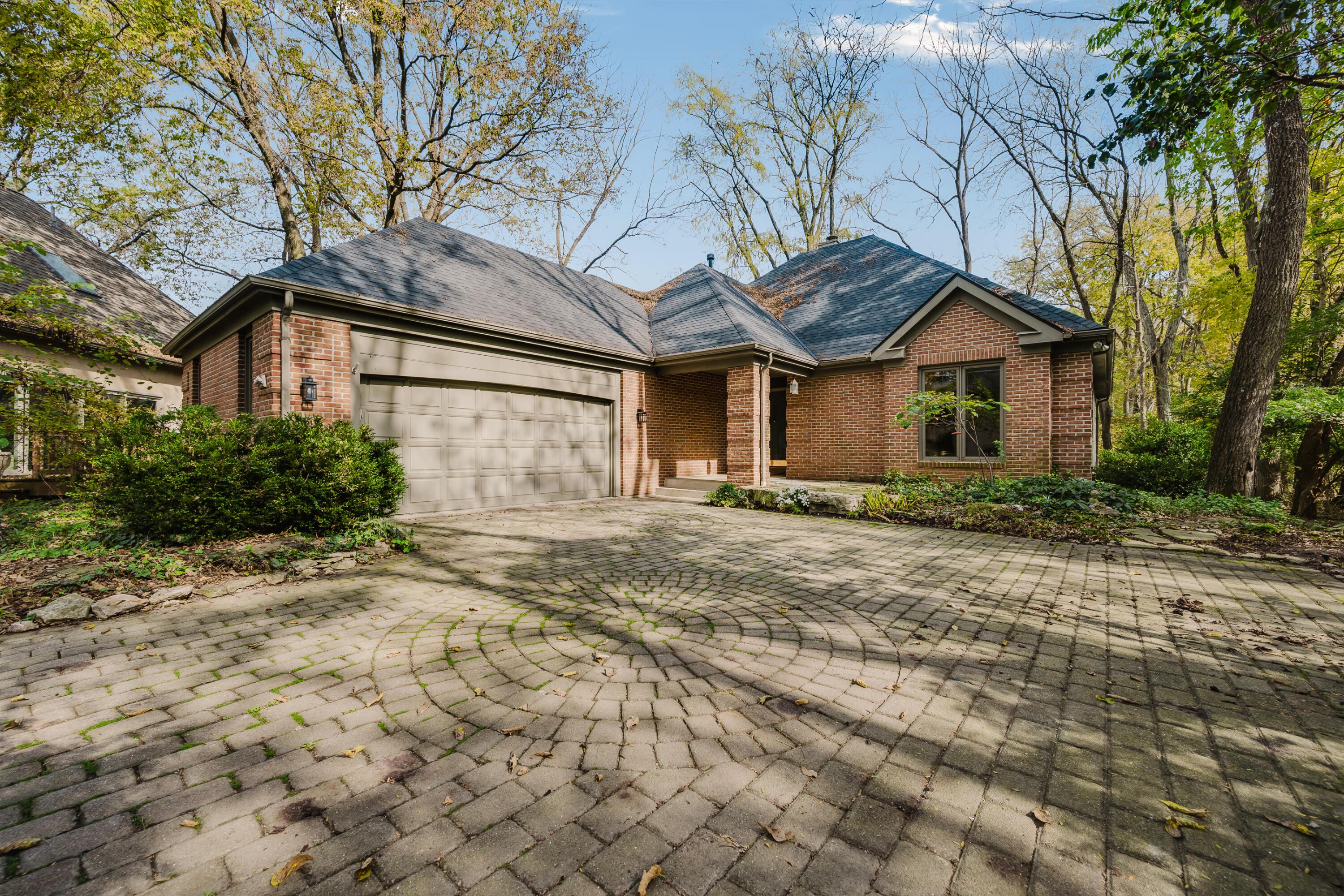 3163 Melbury Drive — photo
