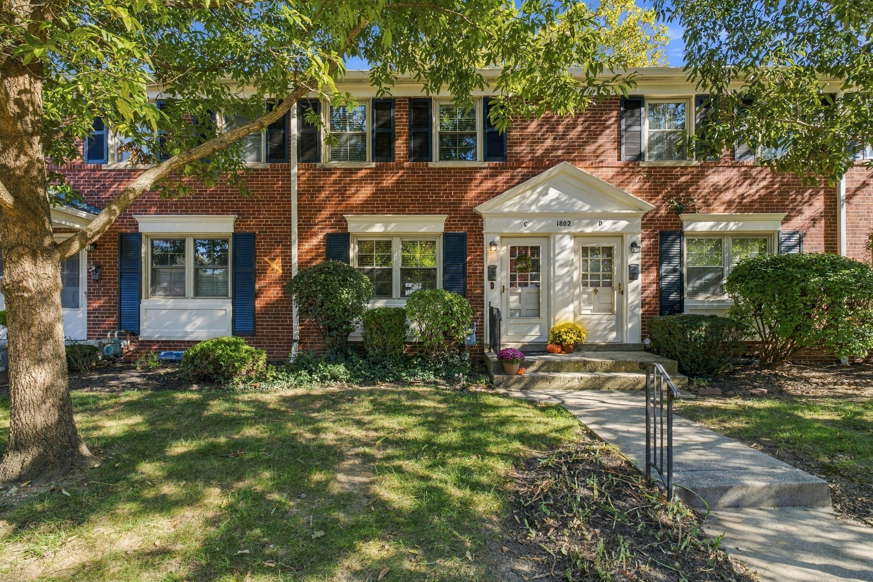 1802 Kings Court, 15 — photo