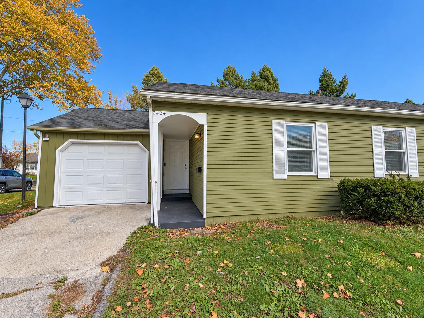 2434 Ottawa Drive — photo