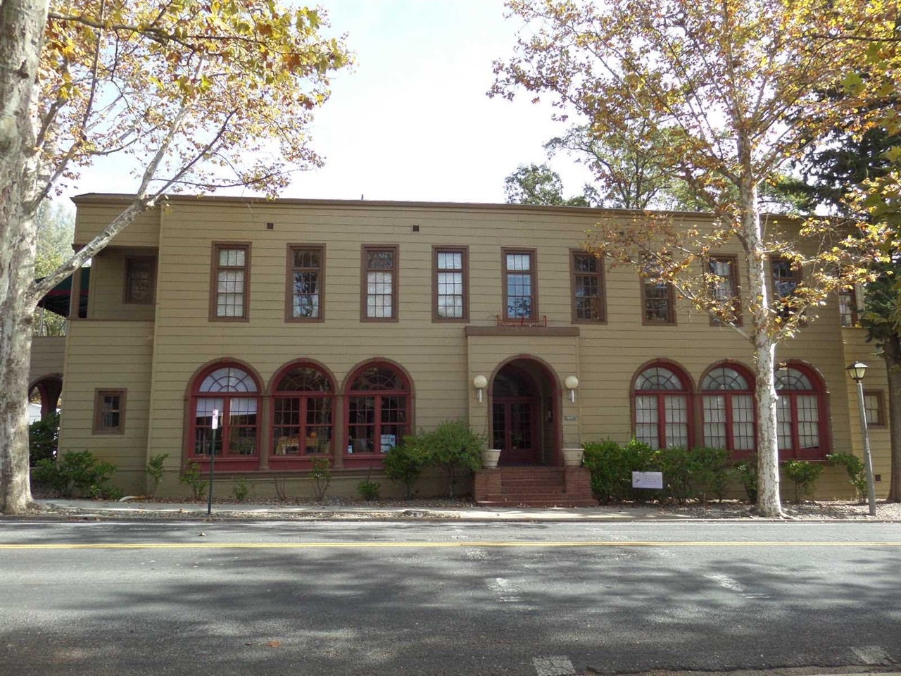 19043 Standard — photo