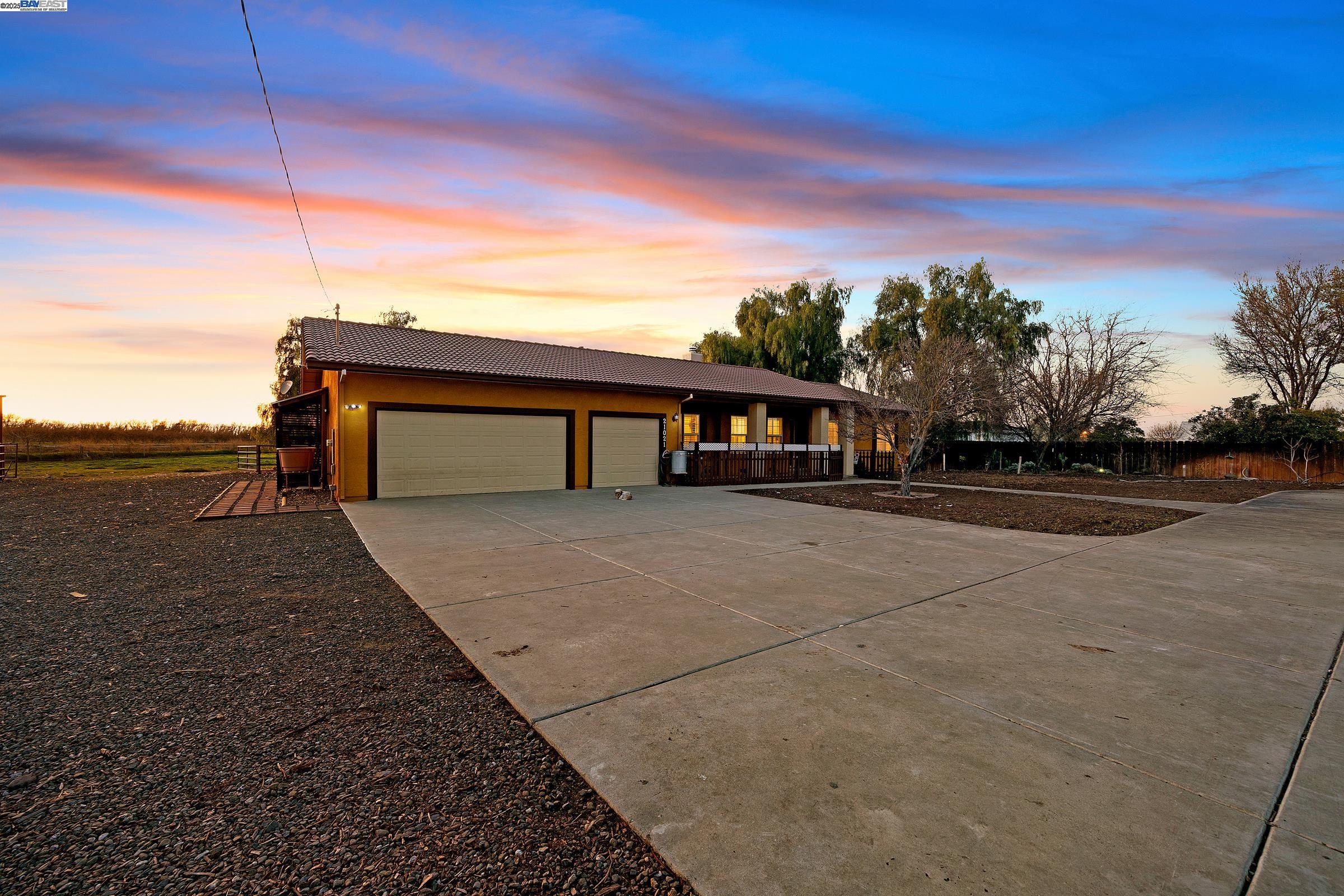 21021 Reeve Rd, Tracy, CA 95304 — photo 2
