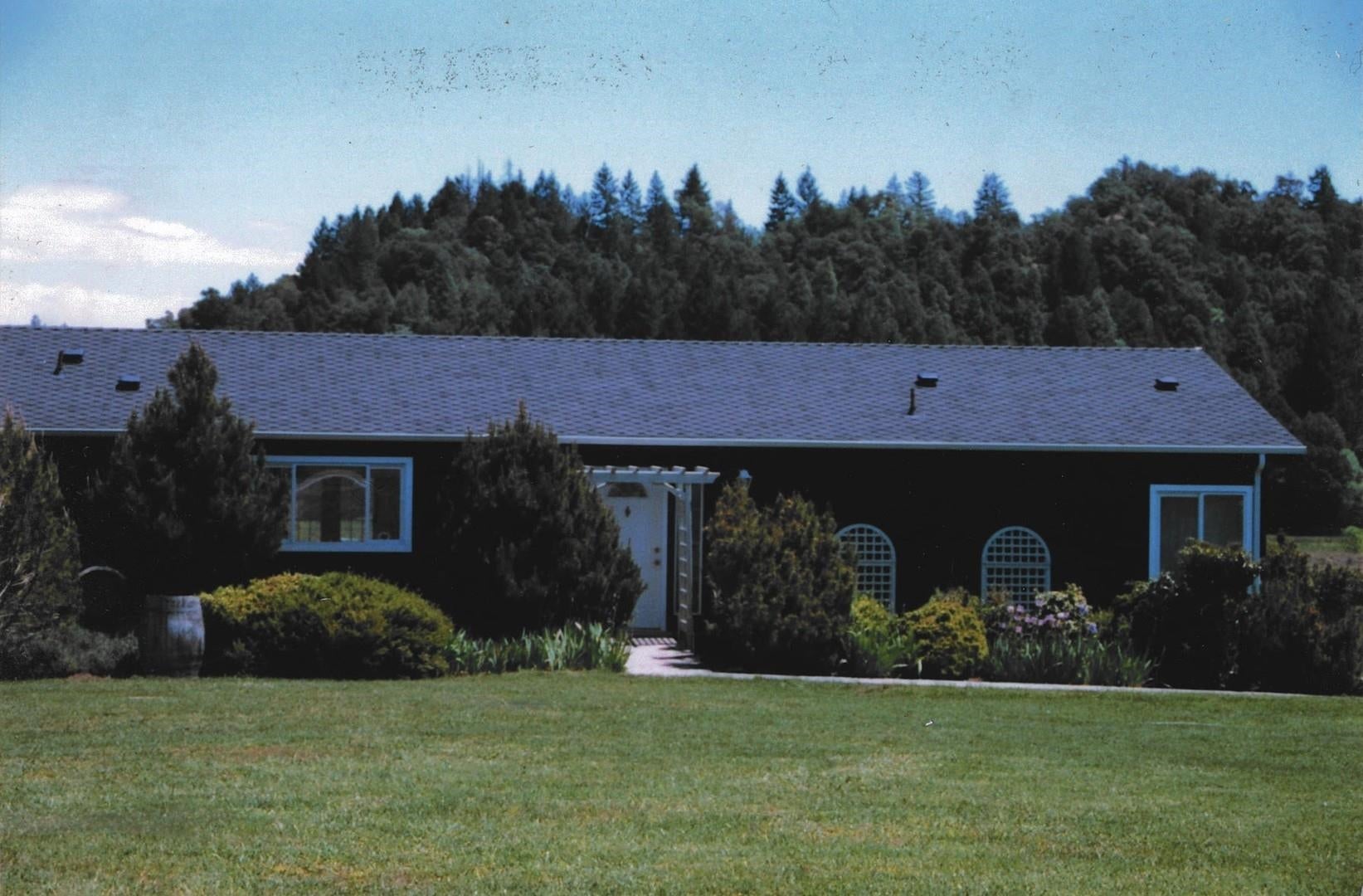 4001 Branscomb Rd — photo