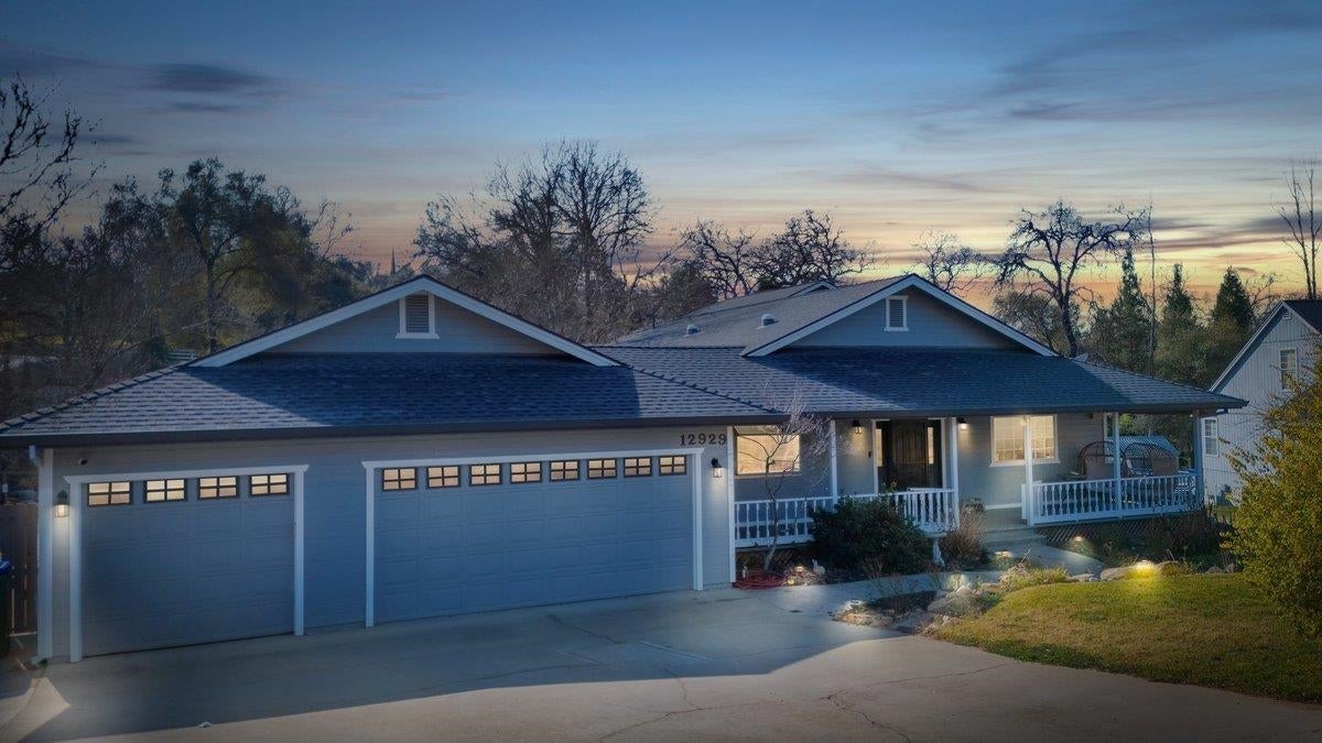 12929 Hollow Dr — photo