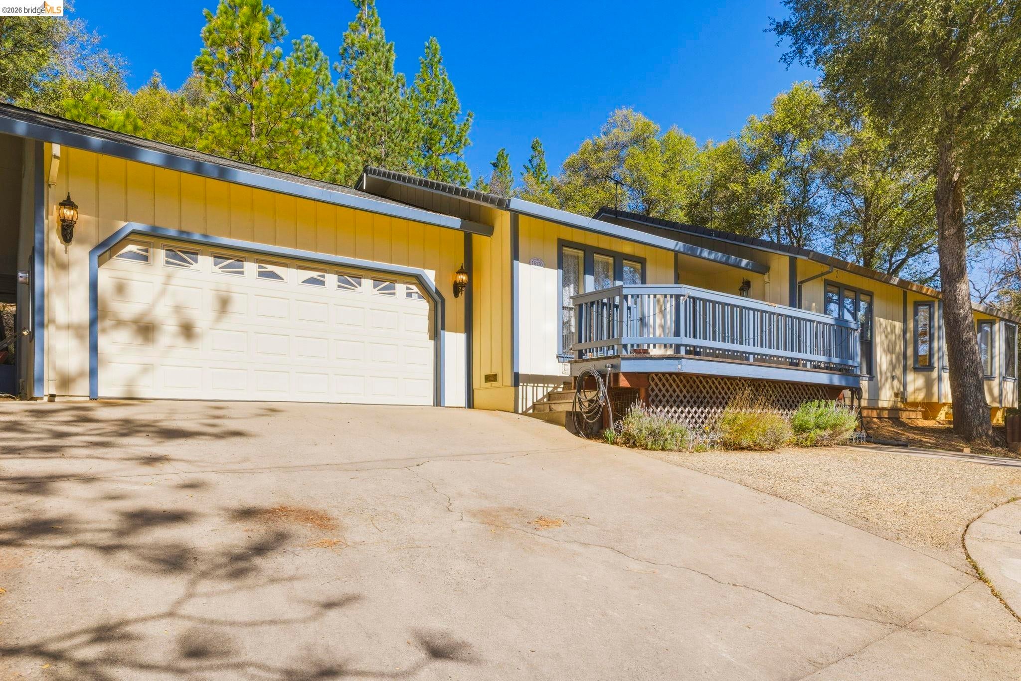 16170 Acorn Dr — photo
