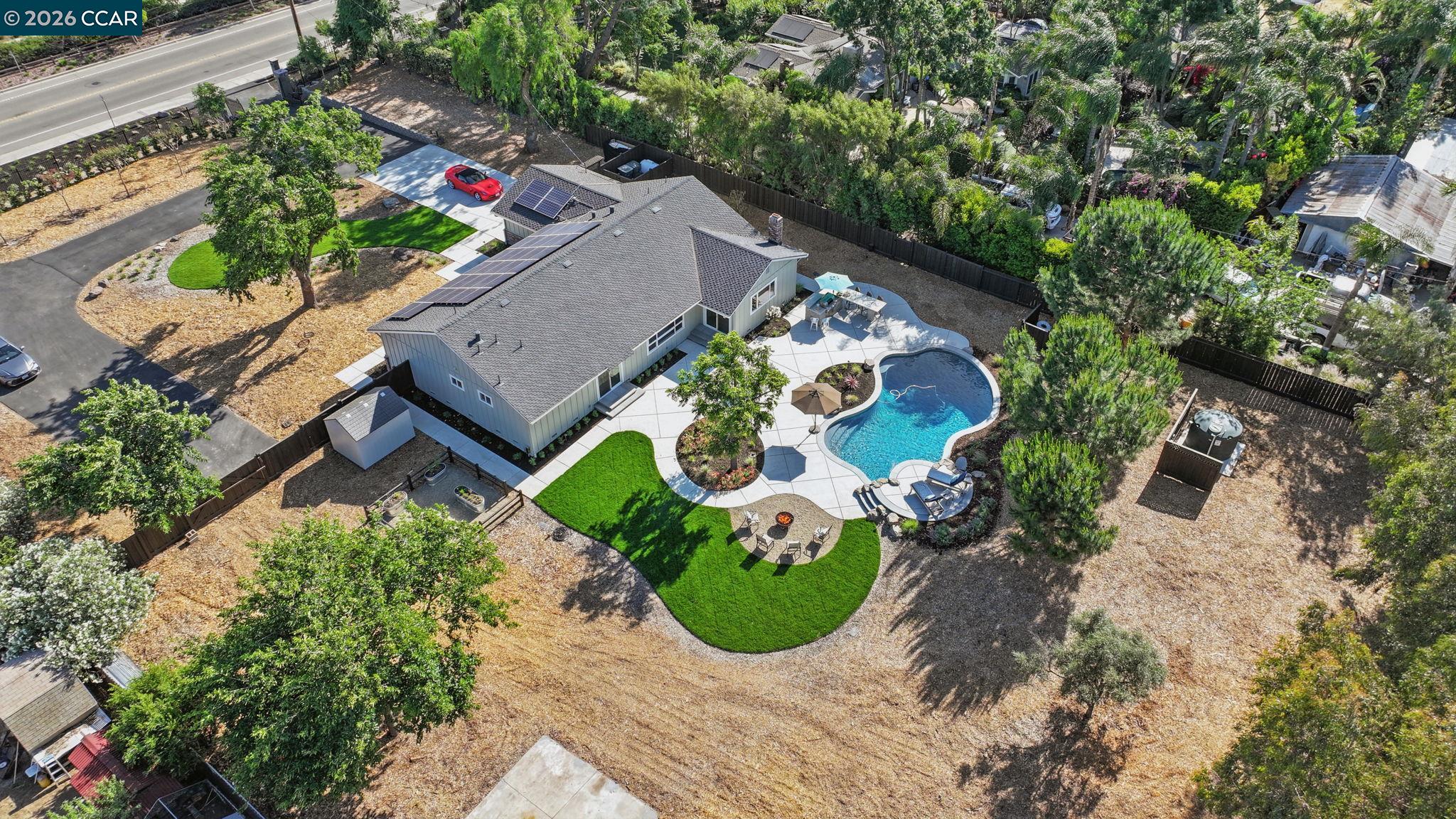 1430 Carpenter Rd — photo