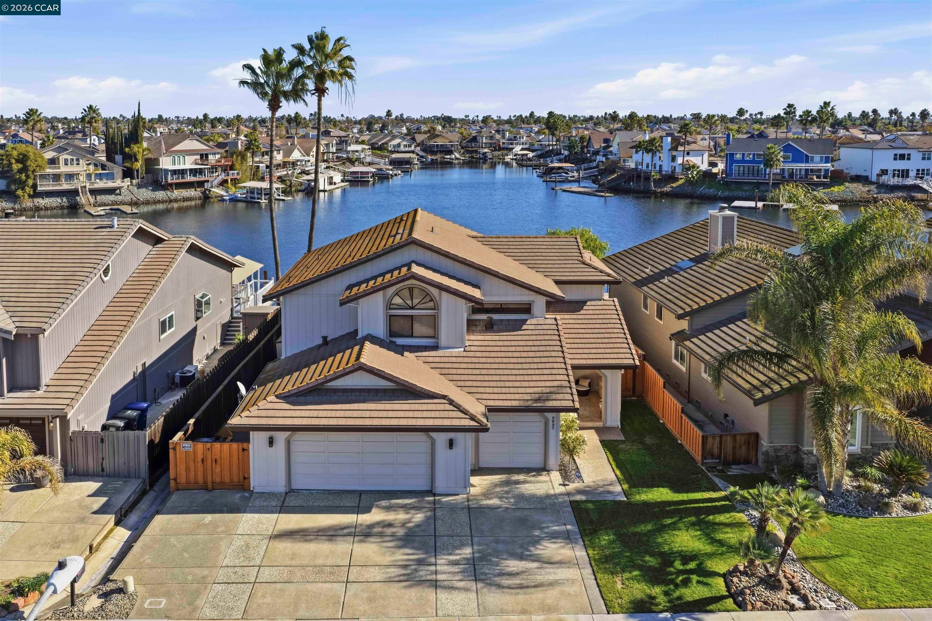 2027 Windward Pt — photo