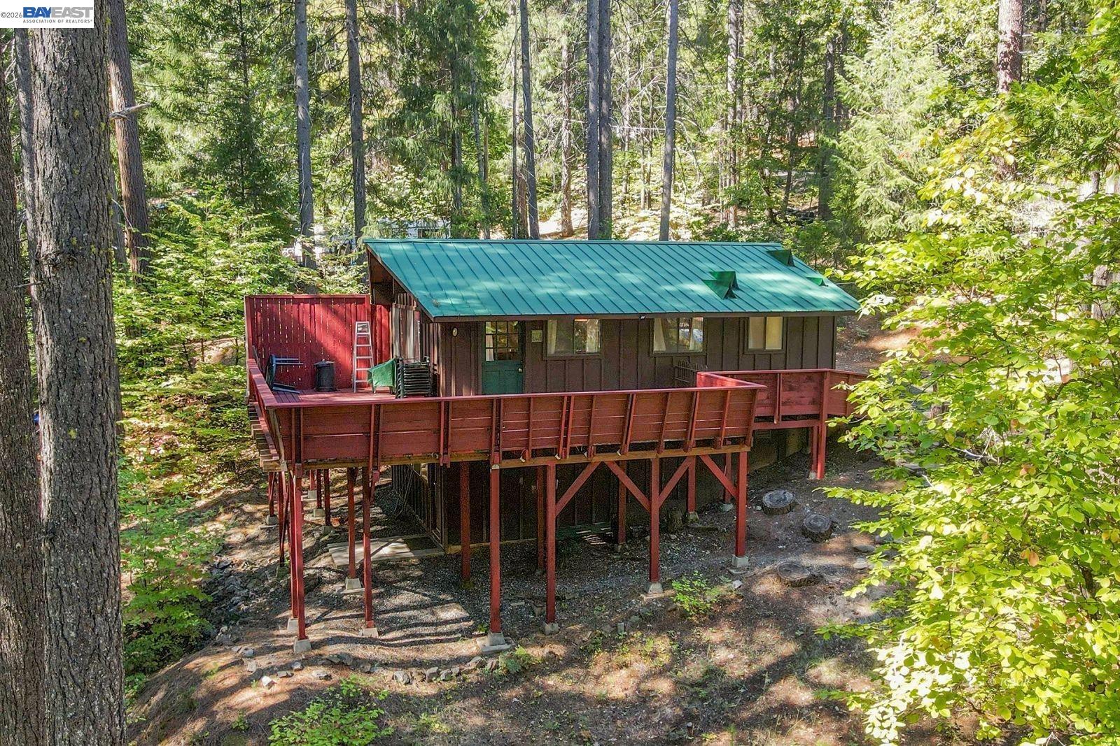 761 Lake Forest Dr. — photo