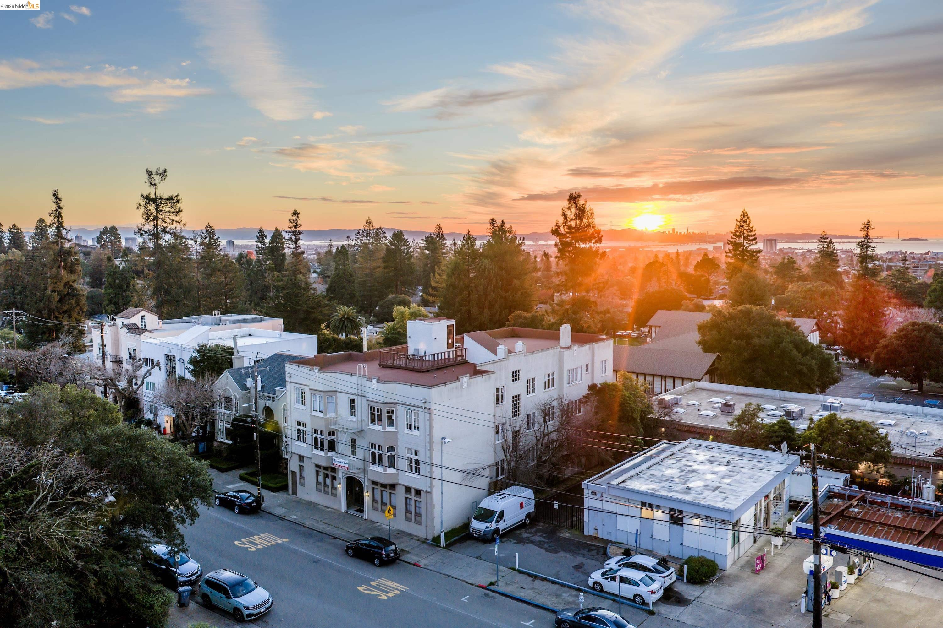 22 Domingo Ave, Berkeley, CA 94705 — photo 2