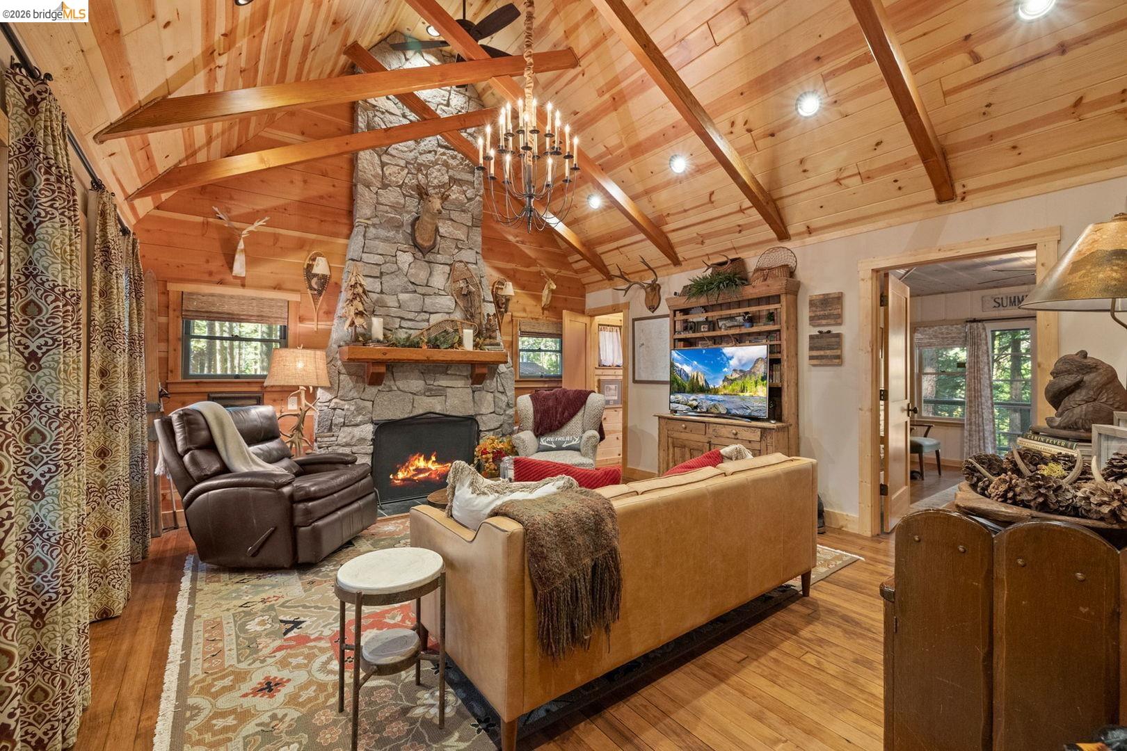 105 Pinecrest Lake Rd — photo