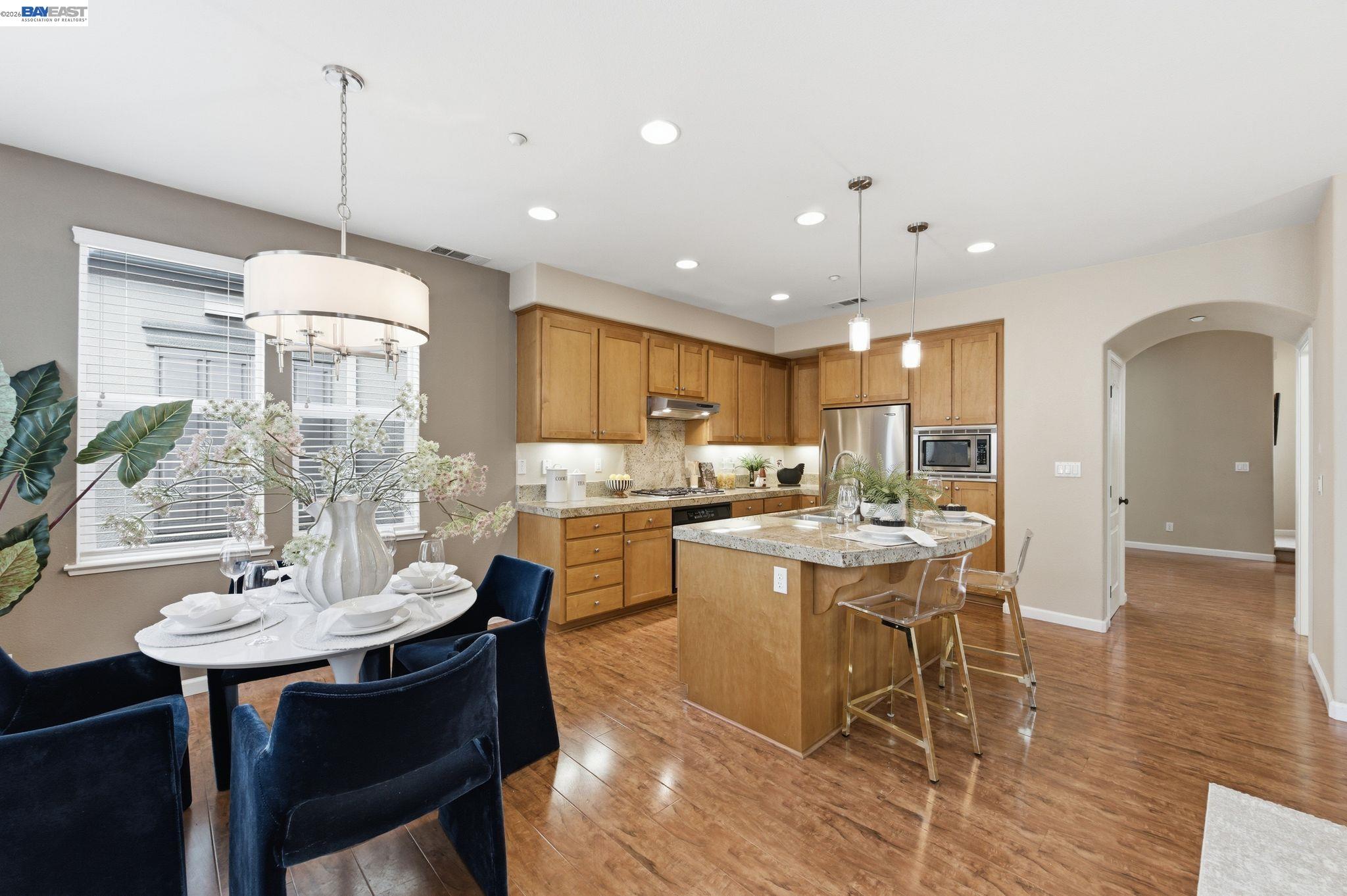 6005 Hillbrook Pl — photo