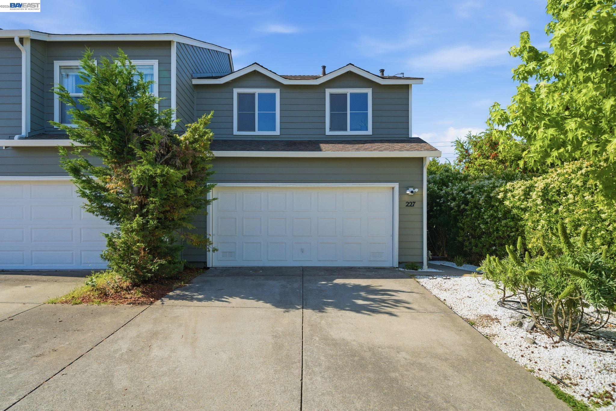 227 Clearpointe Drive, Vallejo, CA 94591 — photo 2