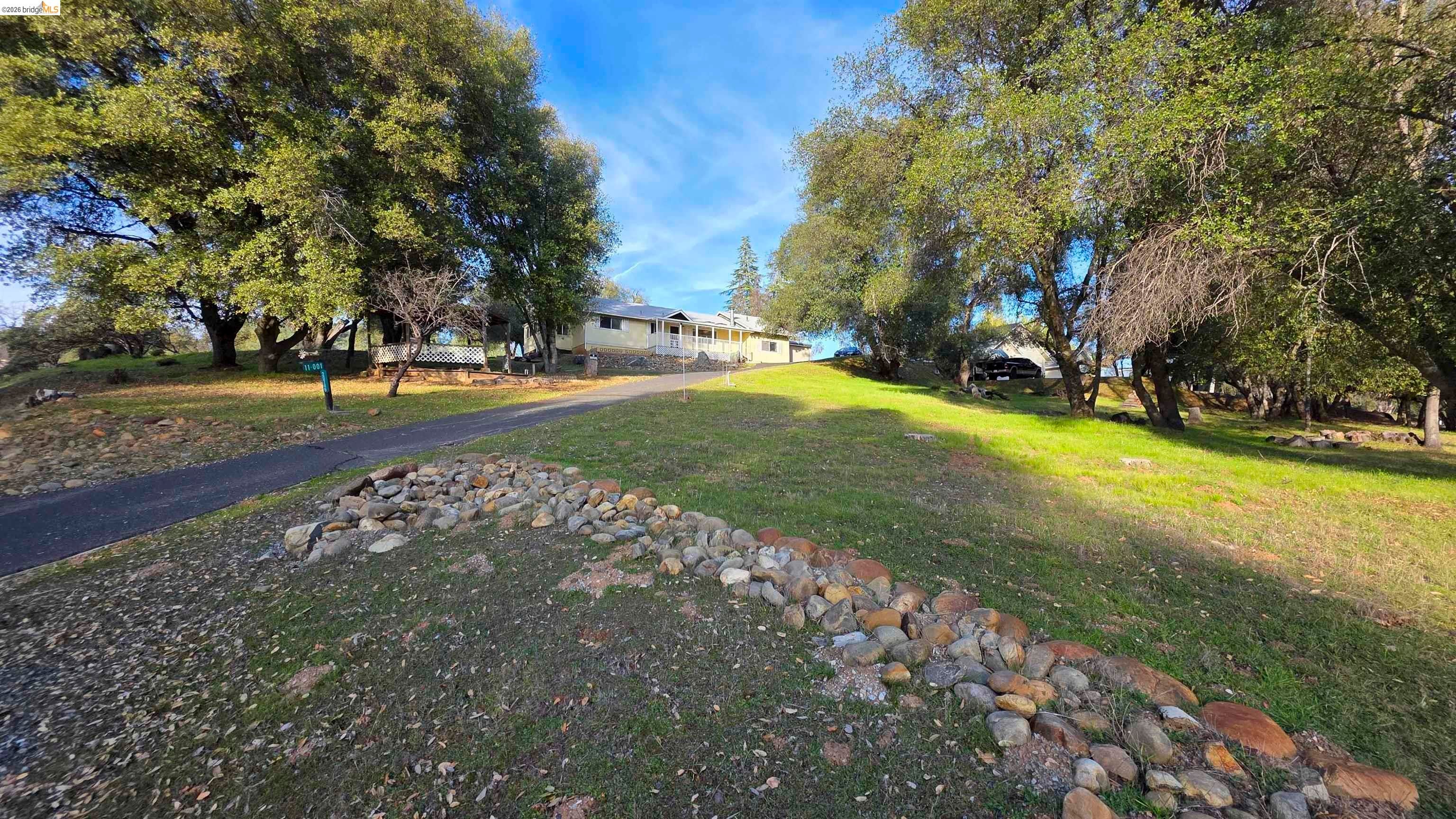 20749 Hemlock St. — photo