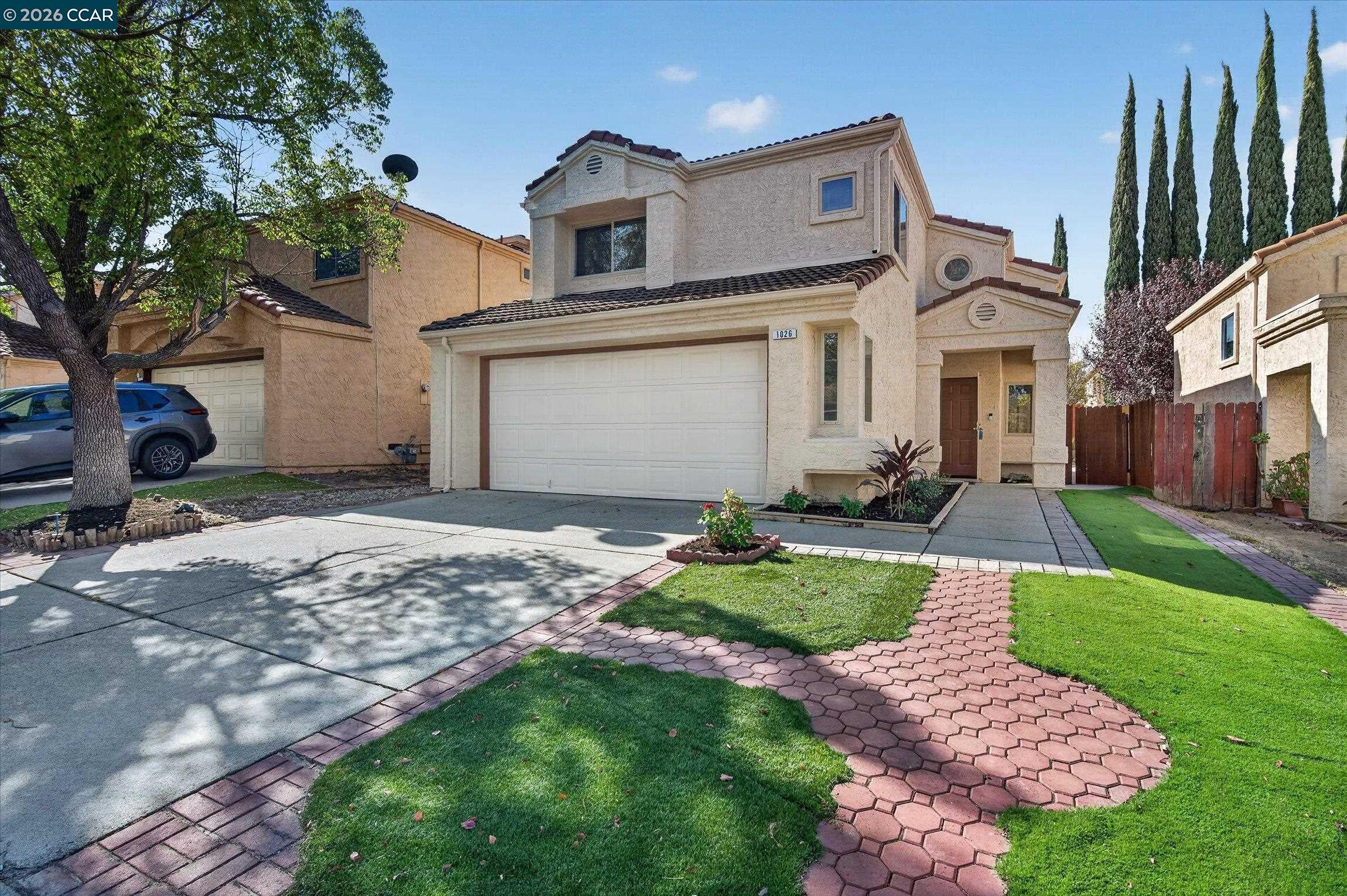 1026 Burnham Dr — photo
