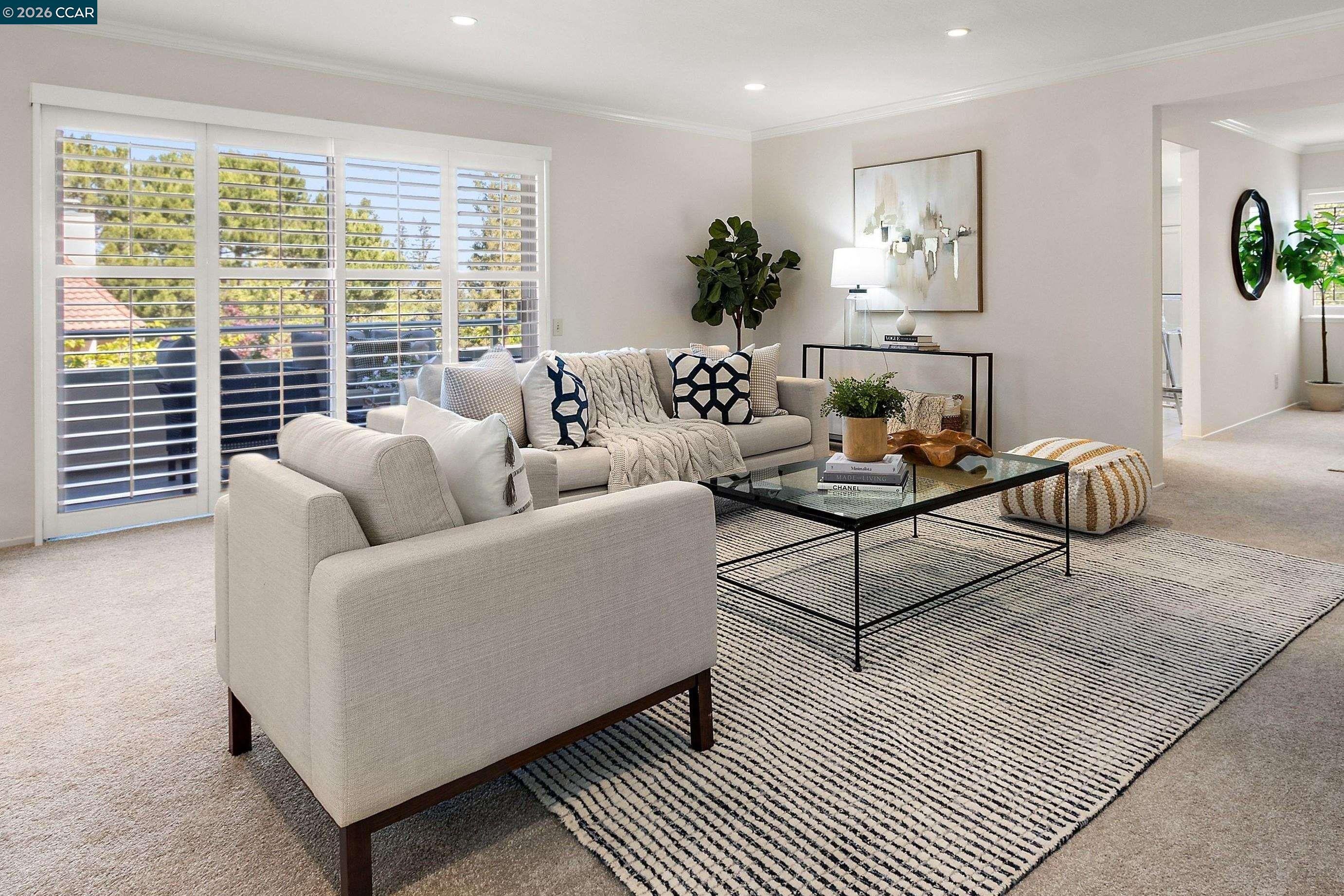 1501 Ptarmigan Dr 7B — photo