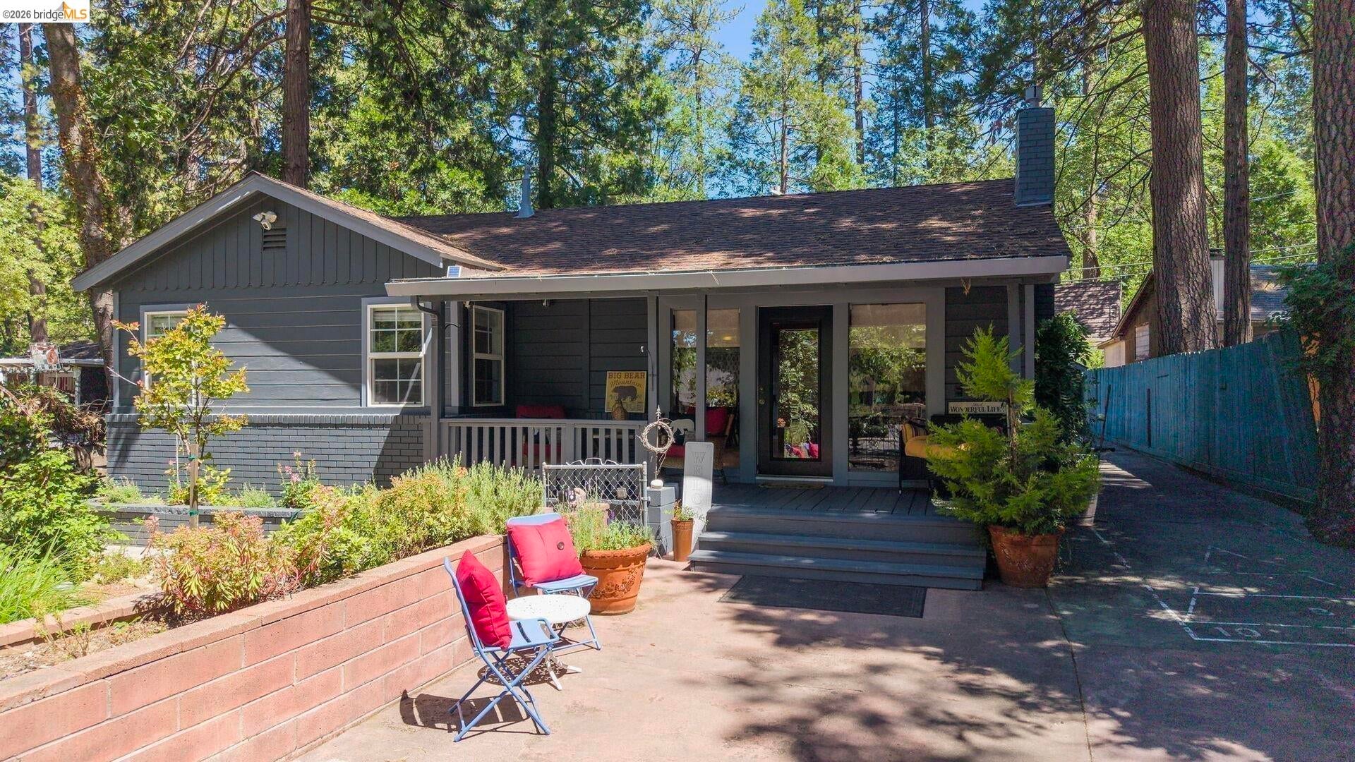 23086 Fuller Rd — photo