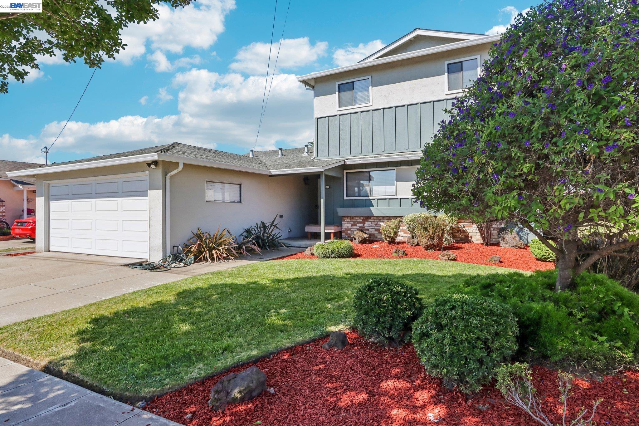 24653 Surrey Way — photo