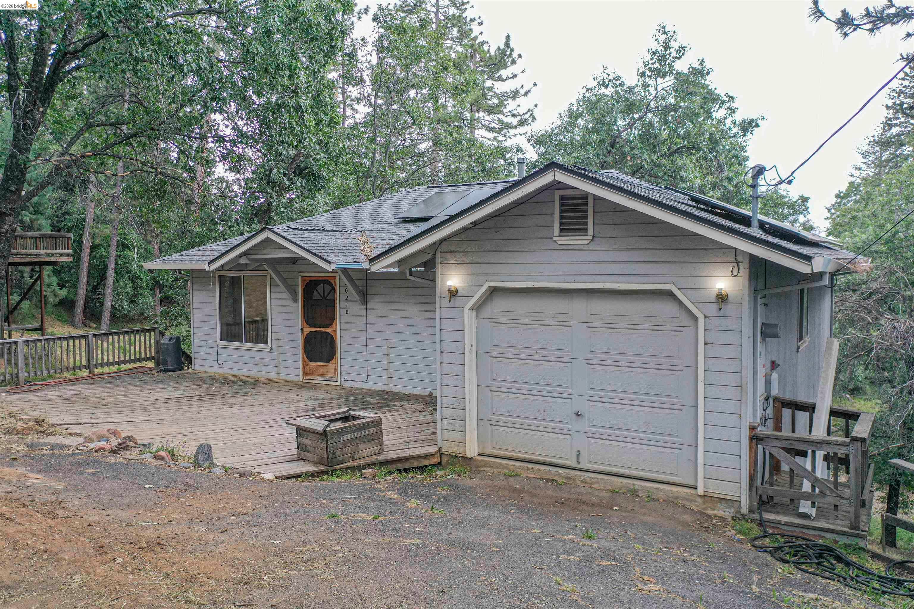 20210 Canyonview Dr — photo