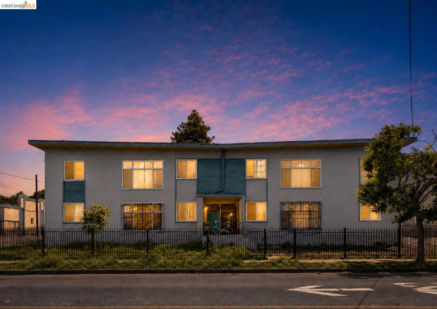 2207 Bonar St, Berkeley, CA 94702 — photo 2