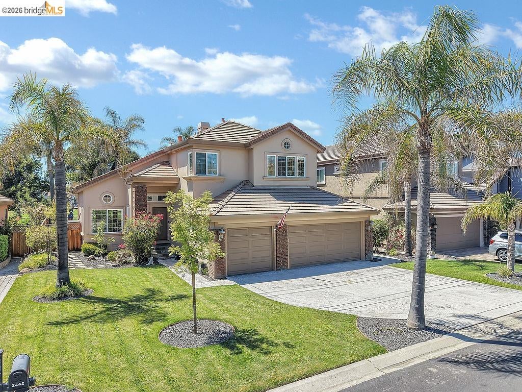 2442 Pinehurst Ct — photo