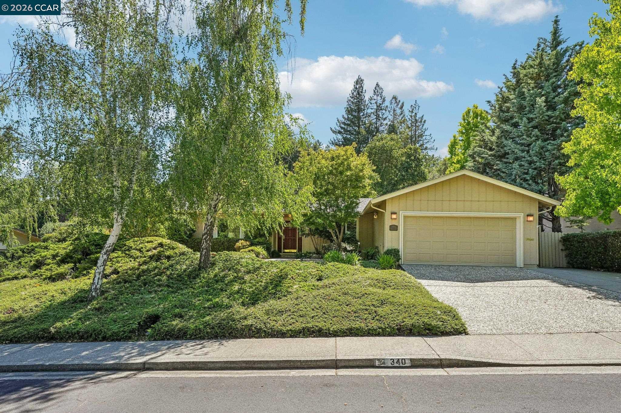 340 Donald Dr — photo