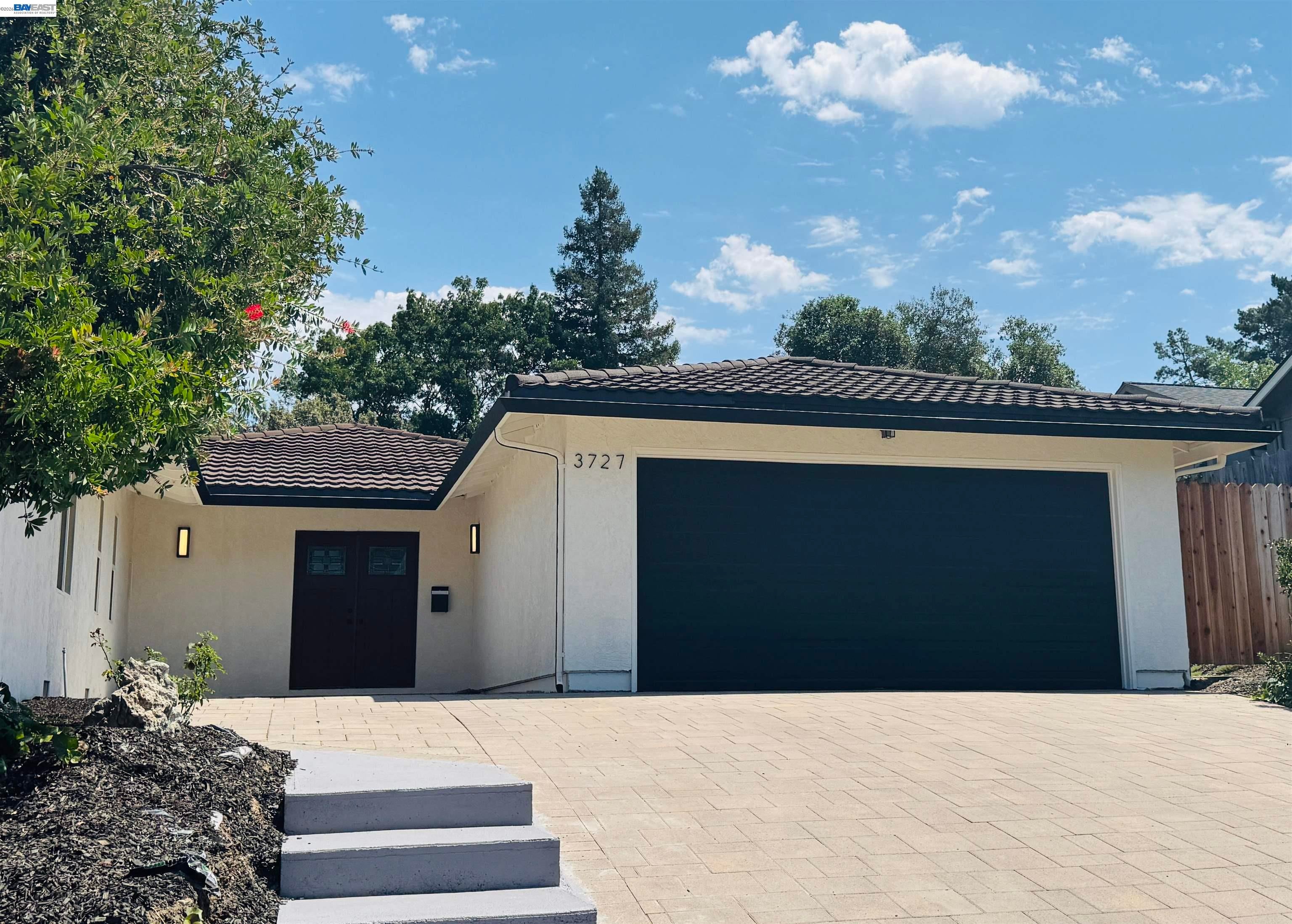 3727 Northridge Dr — photo