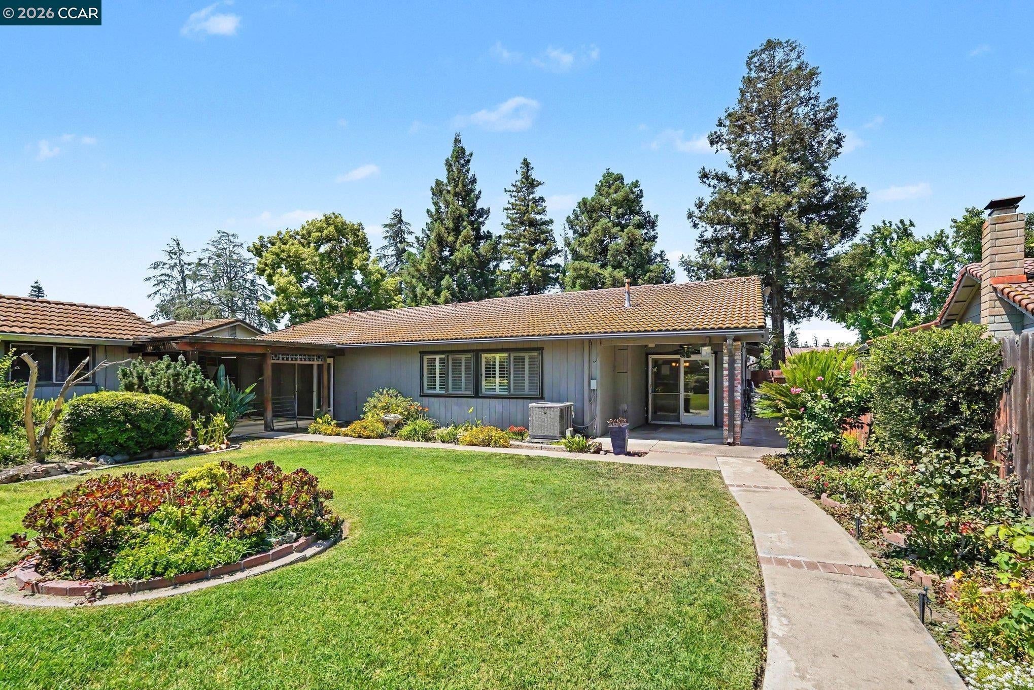 2356 Golden Bear Circle — photo