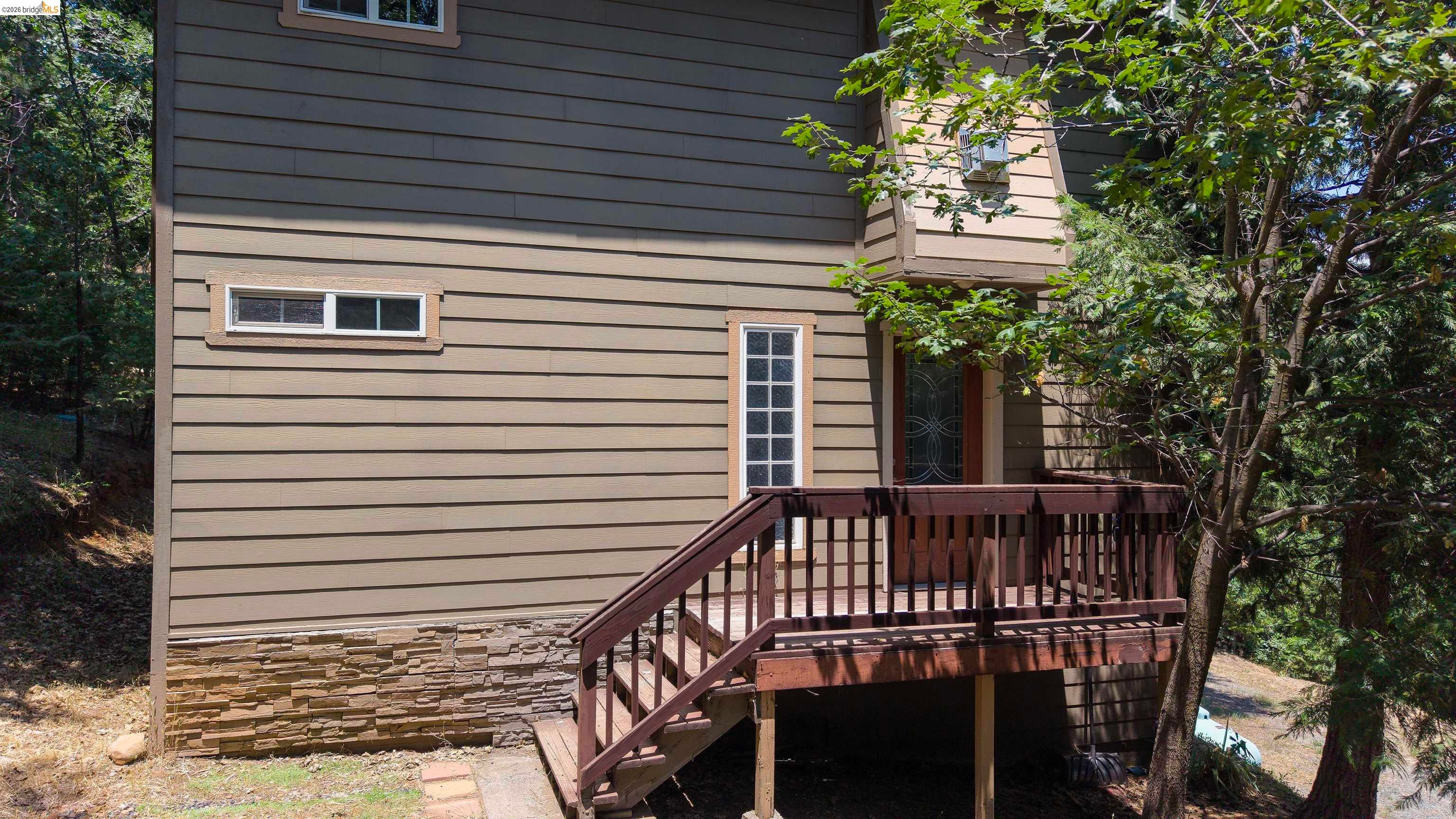 22464 Tuolumne Rd. N — photo