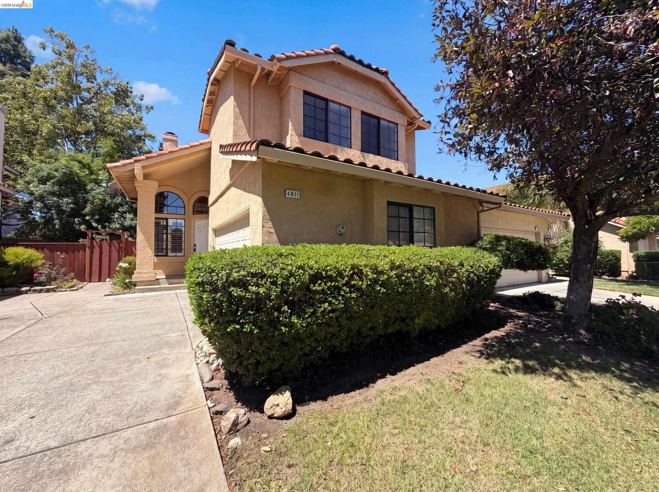 4811 Kimberley Cmns — photo