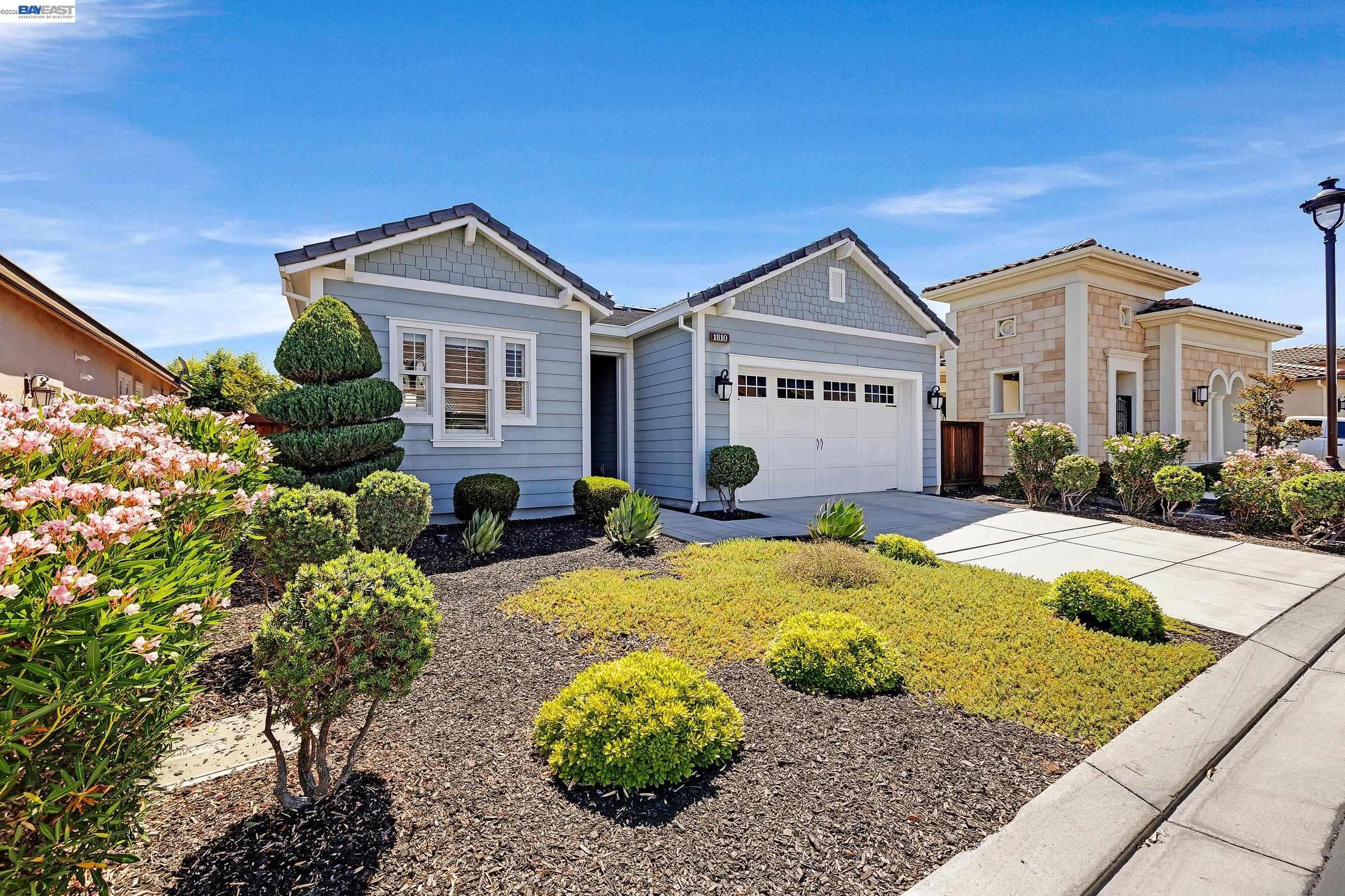 1810 Moscato Pl — photo