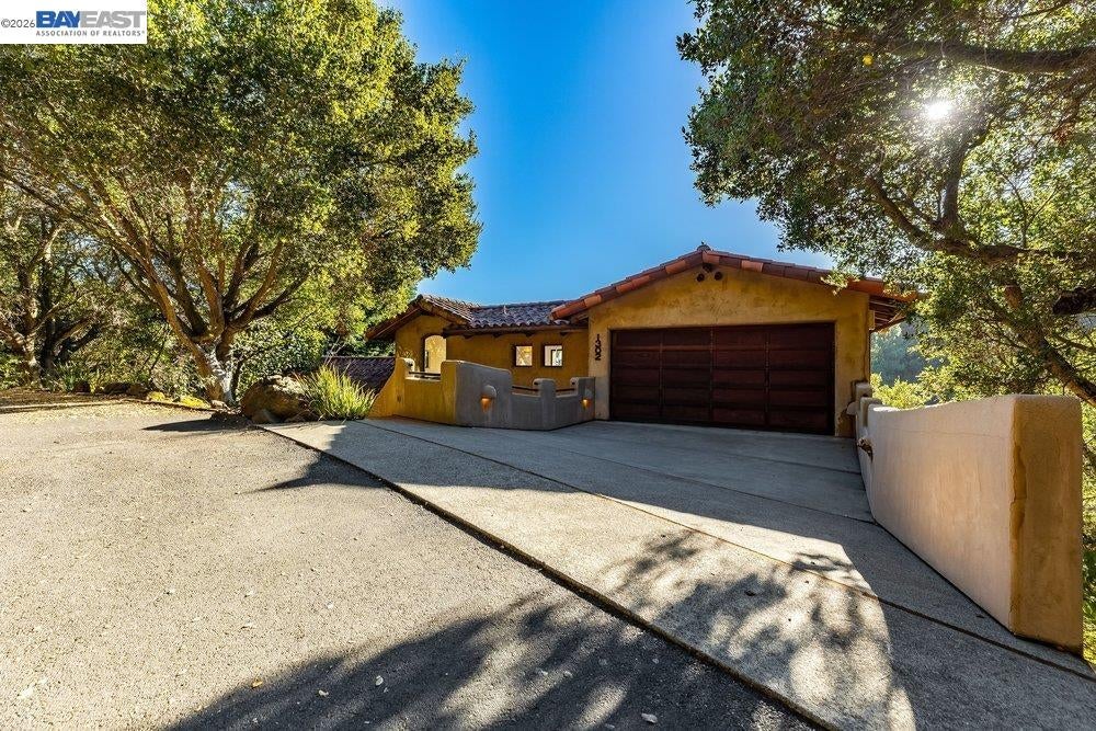 1302 Westview Dr, Berkeley, CA 94705 — photo 2