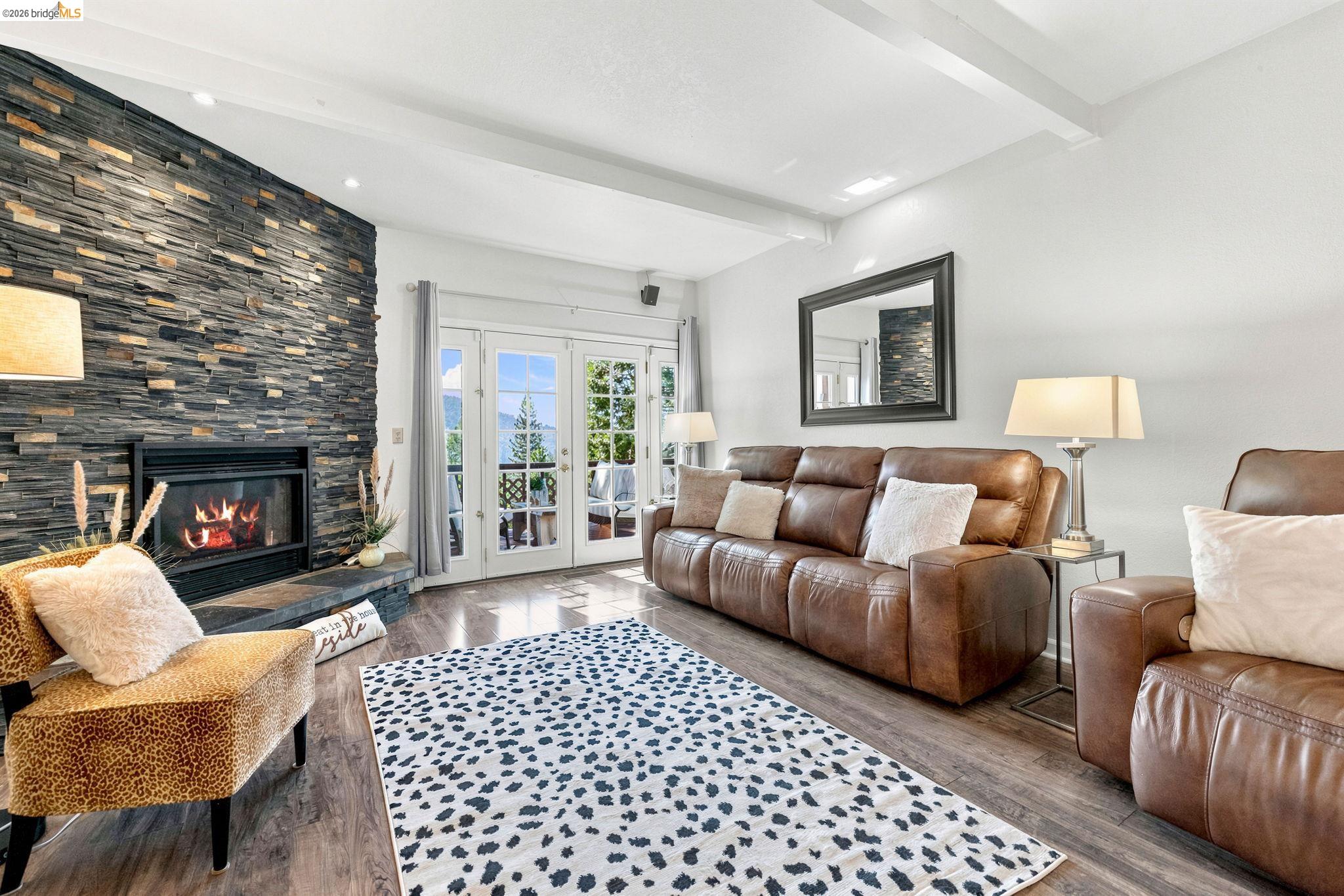 23845 Leisure Dr — photo