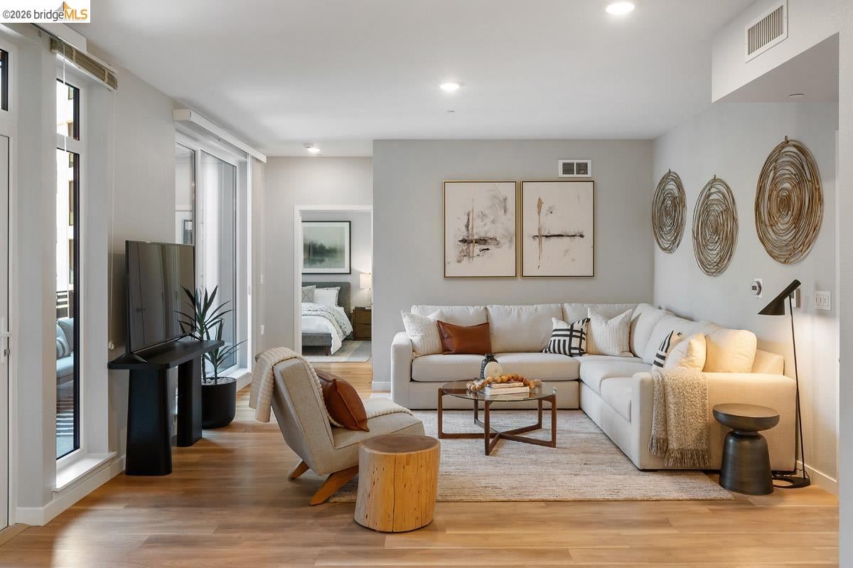 260 Brooklyn Basin Way 556 — photo