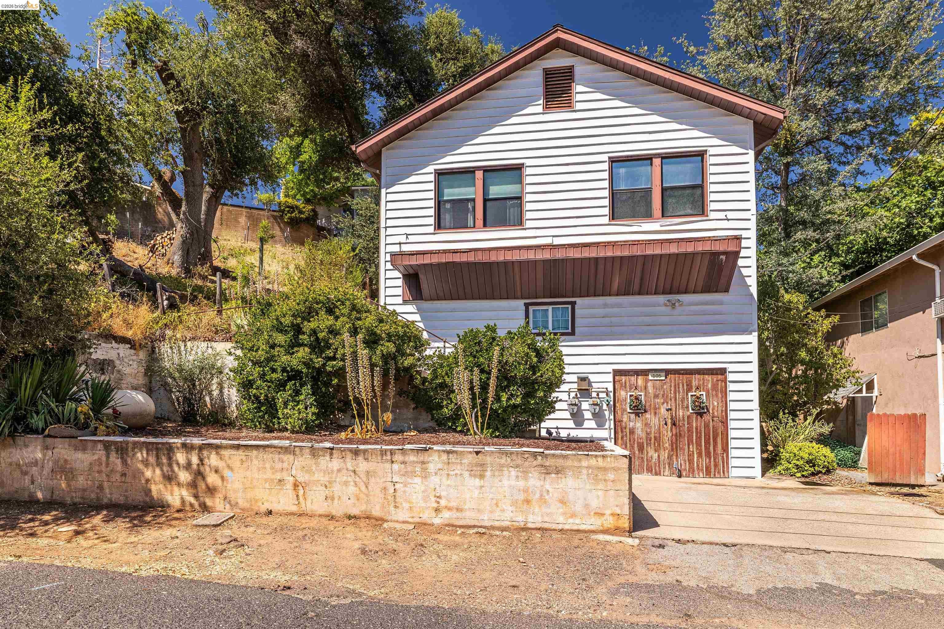 105 Upper Sunset — photo