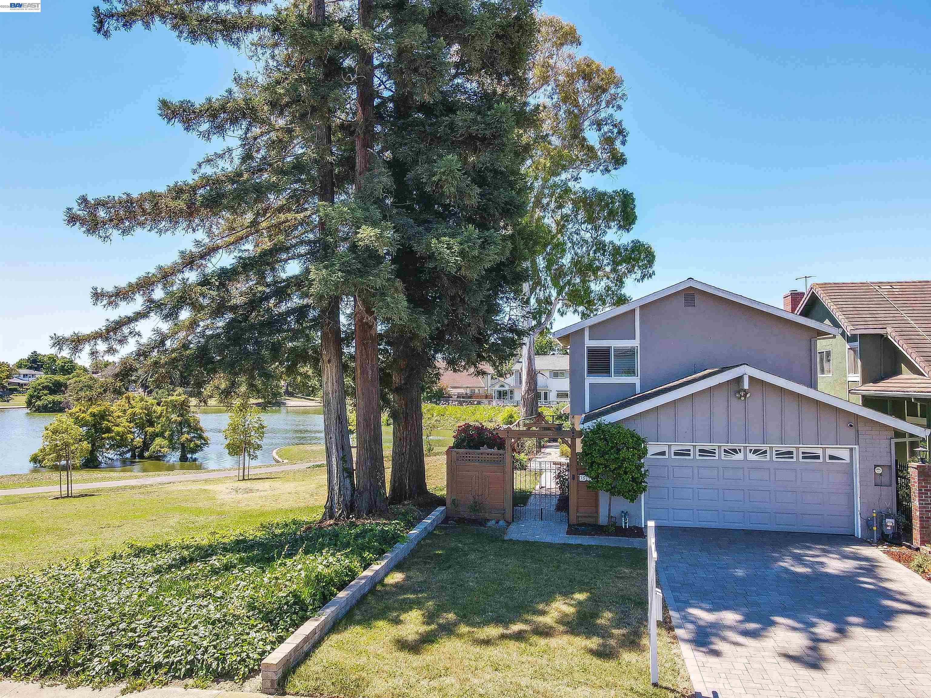 35791 Scarborough Dr — photo