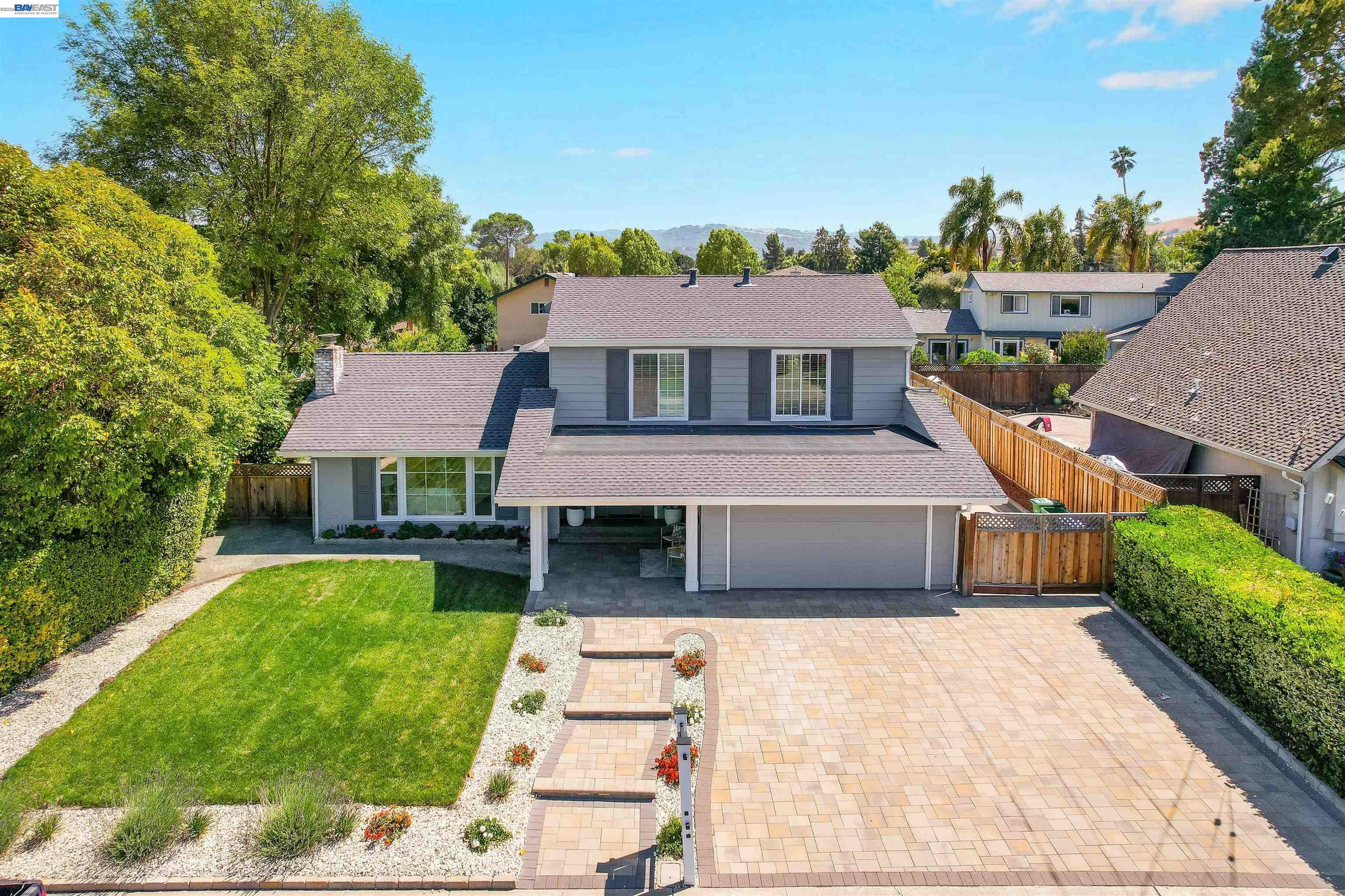 9519 Broadmoor Dr — photo