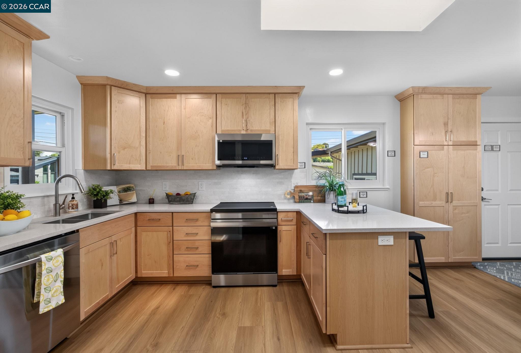 4352 Cheltenham Ct — photo