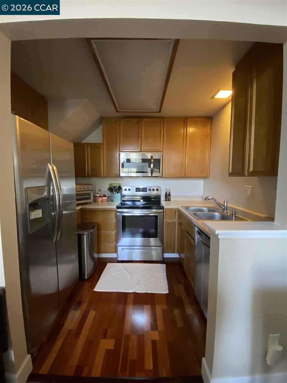 Home in Hercules, CA 94547 — photo 2