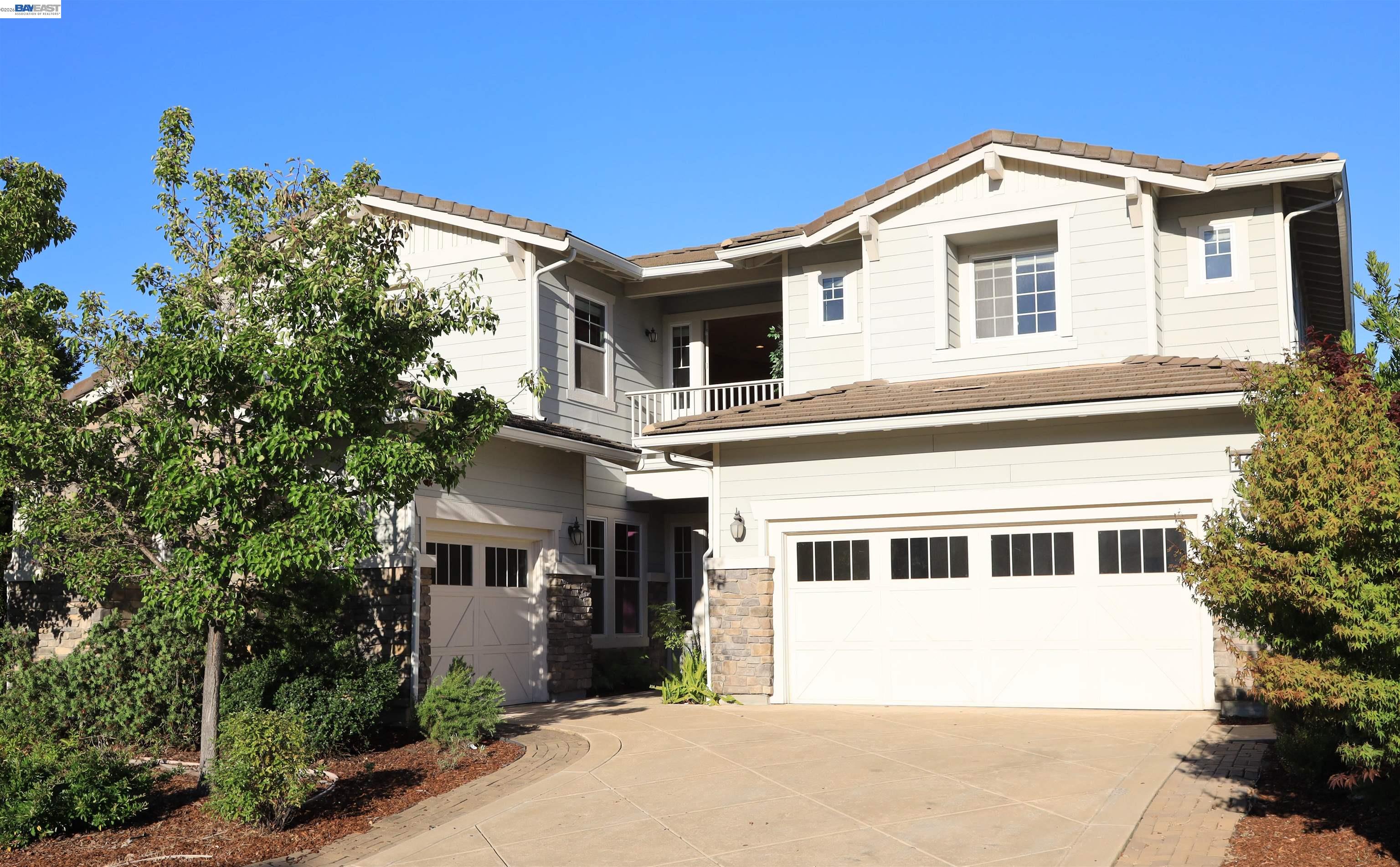 131 Arundel Dr — photo