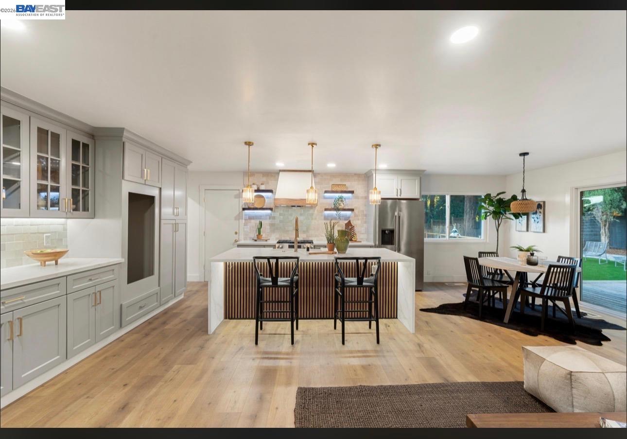 1084 Jamie Dr — photo