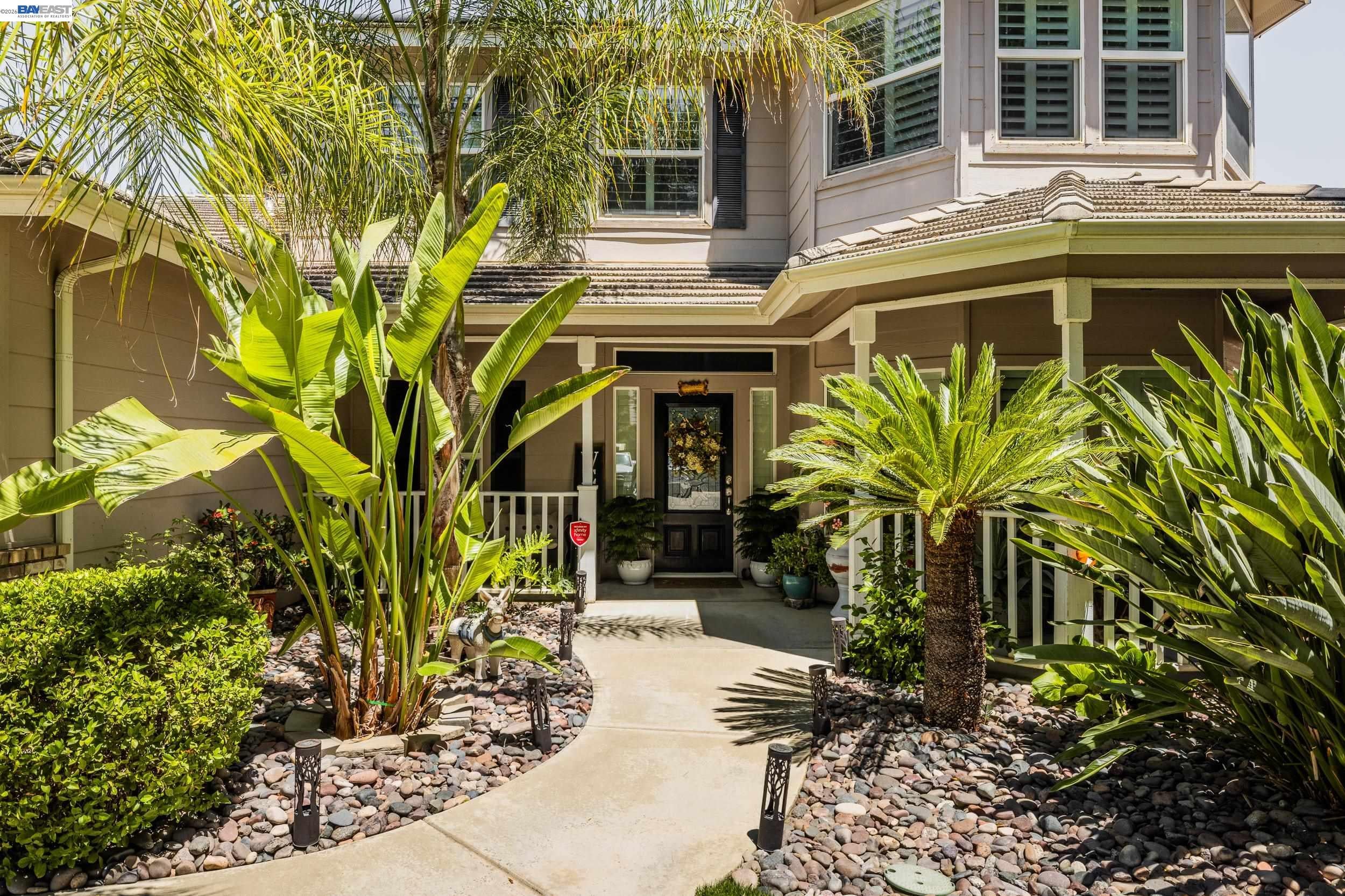3448 E Howard Ct — photo