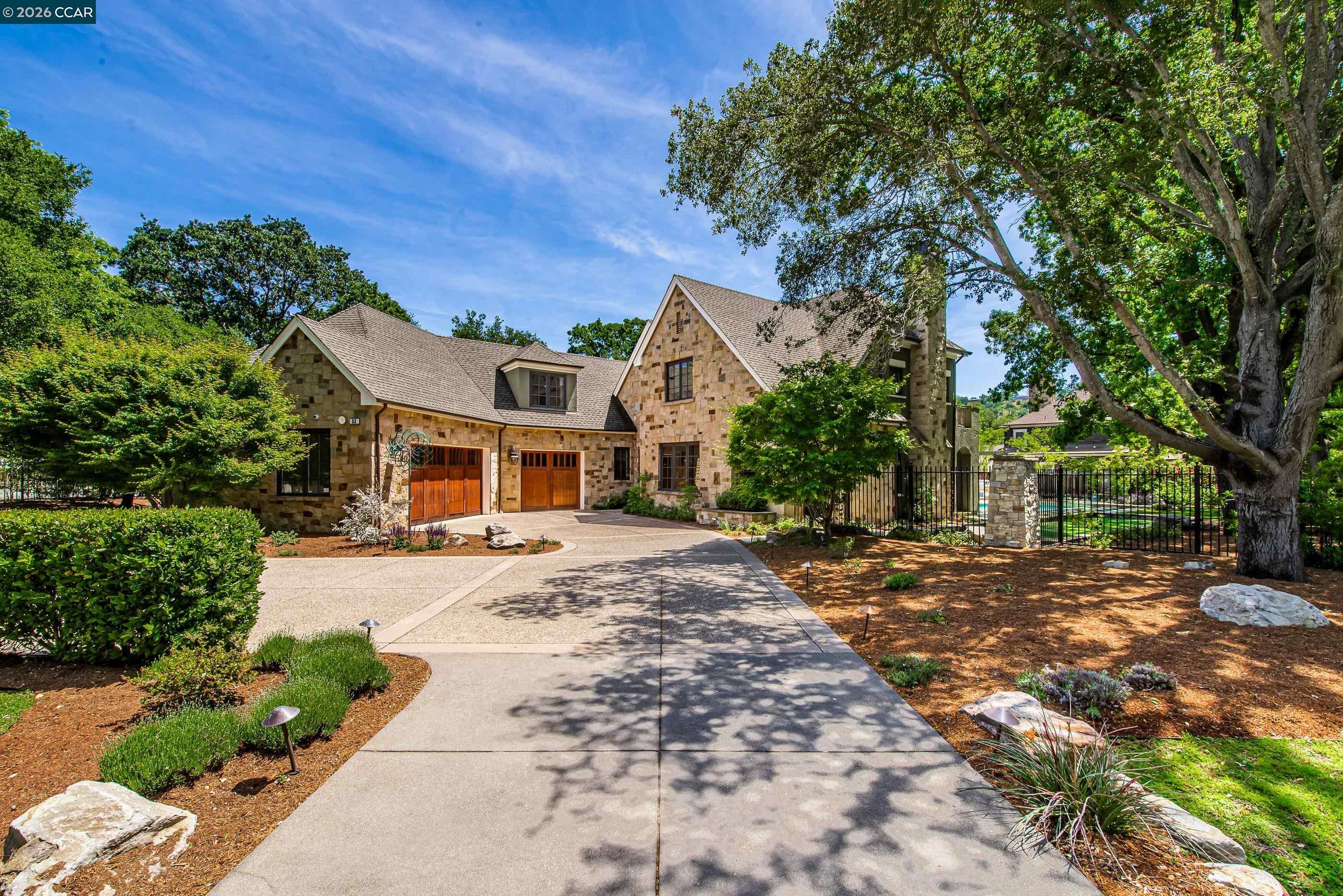 53 Hidden Oaks Dr. — photo
