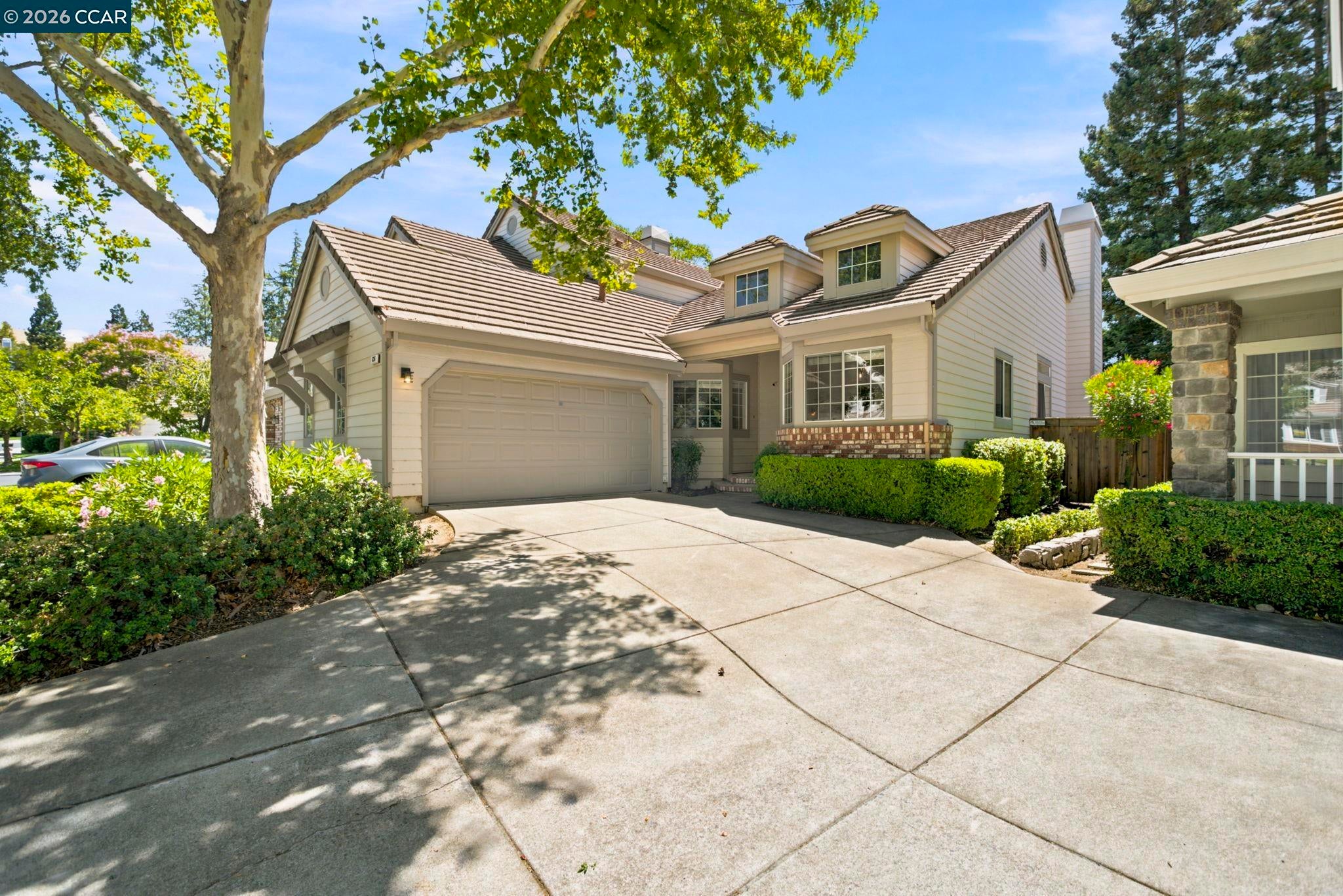 636 Julpun Loop — photo