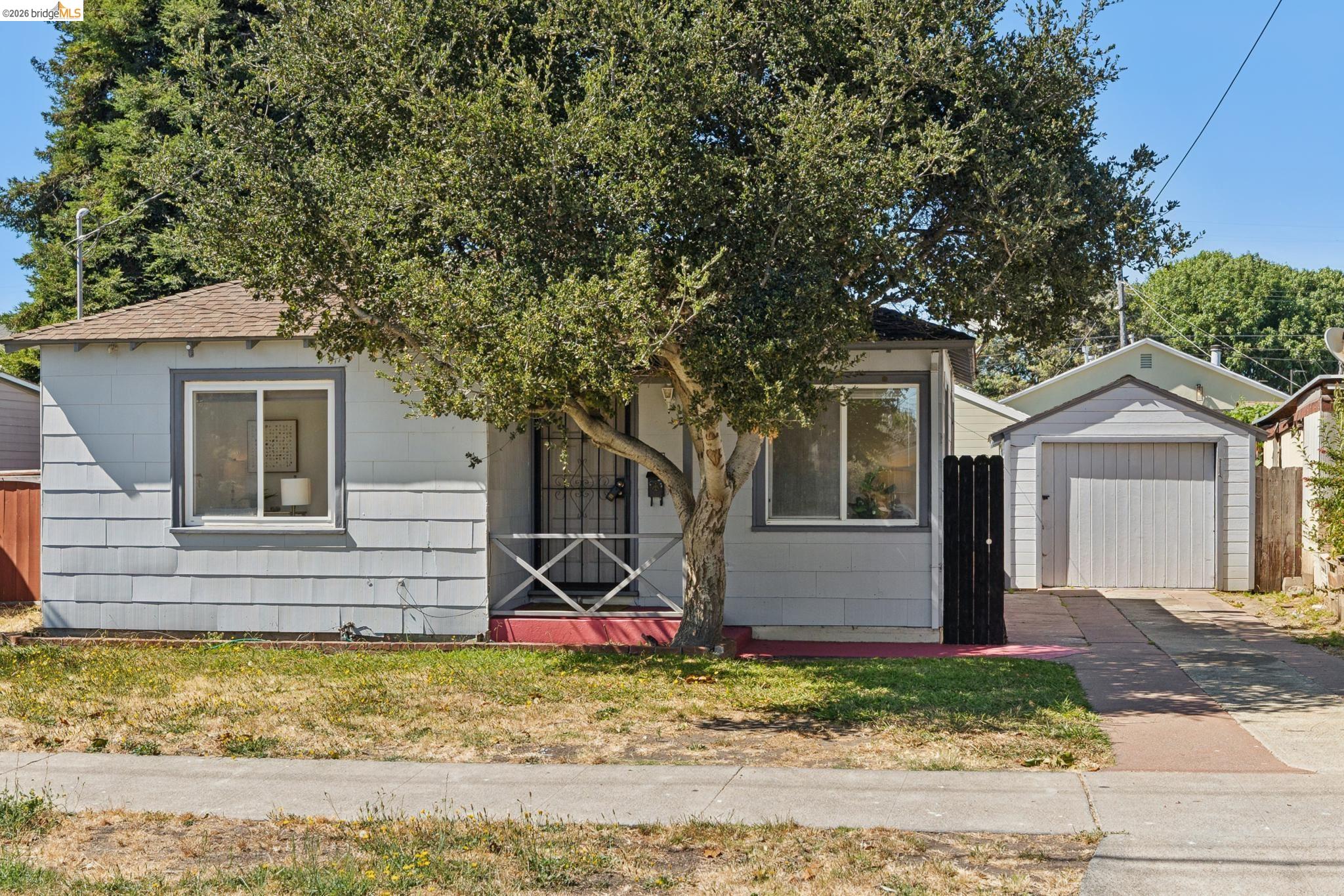3417 Maricopa Ave — photo